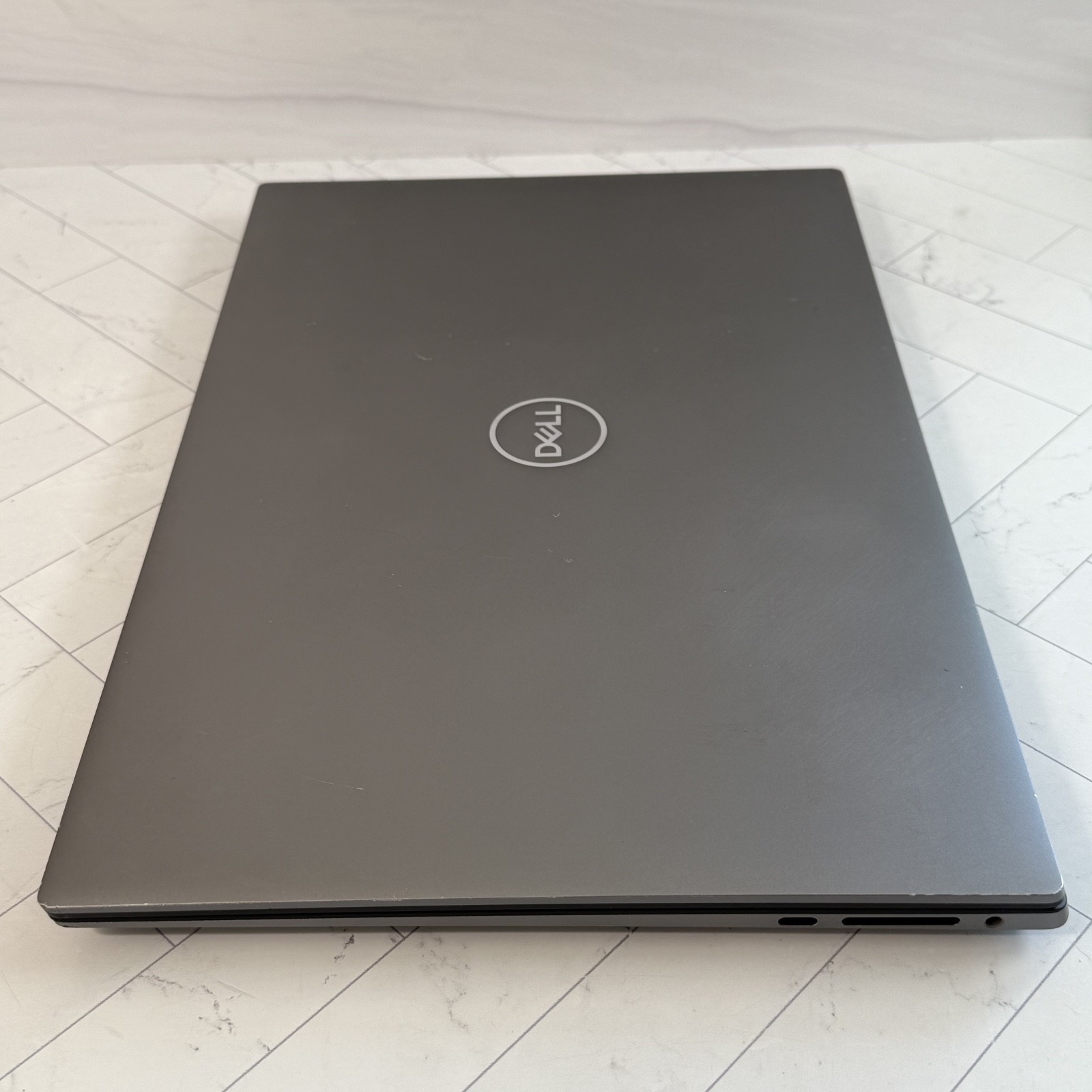 Dell Precision 5570 15.6″ Intel i7-12800H 32GB 128GB NVIDIA RTX A2000 #H421