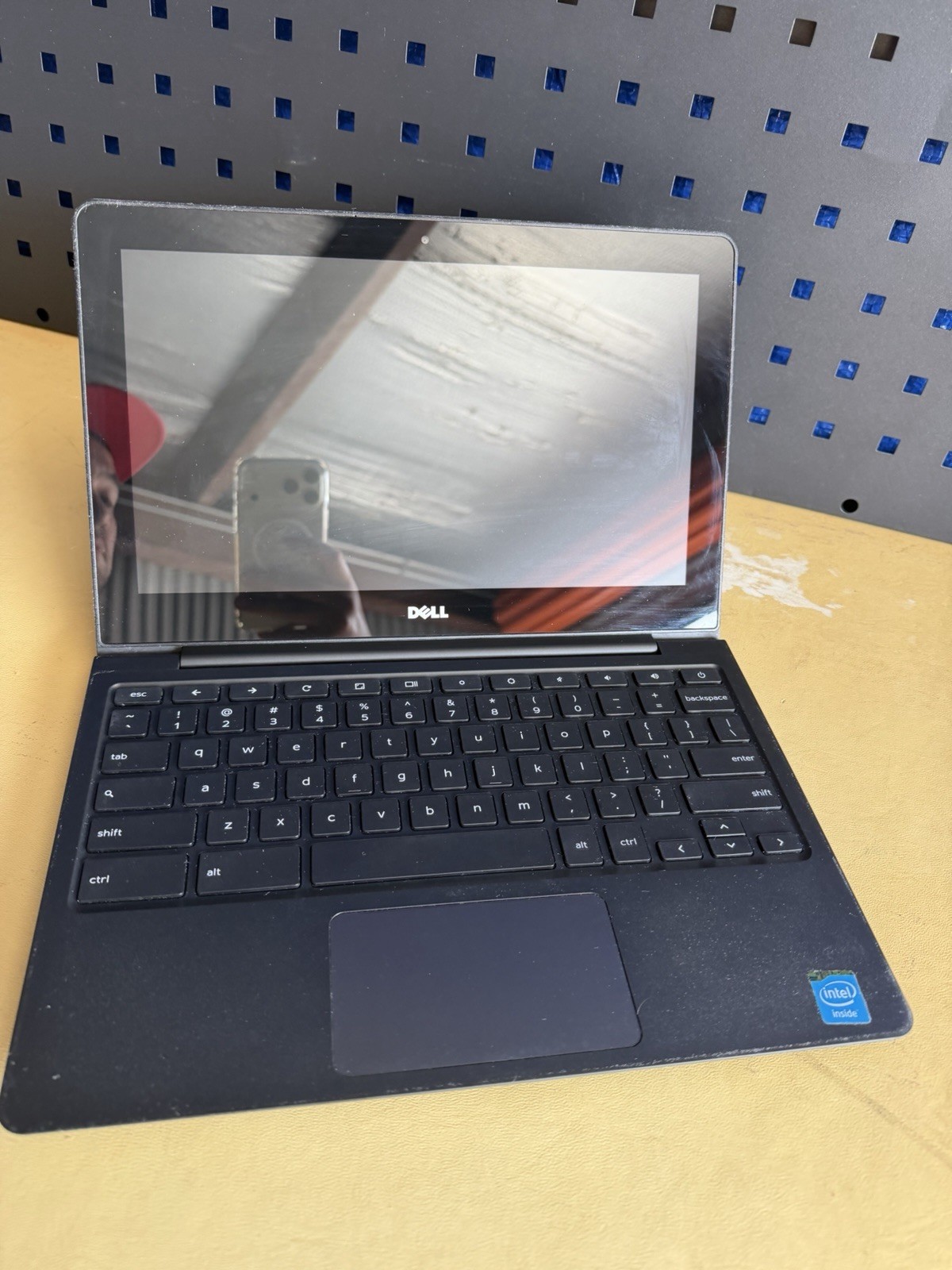 Dell Chromebook 11 CB1C13 Laptop 11.6” -No Charger AS-IS