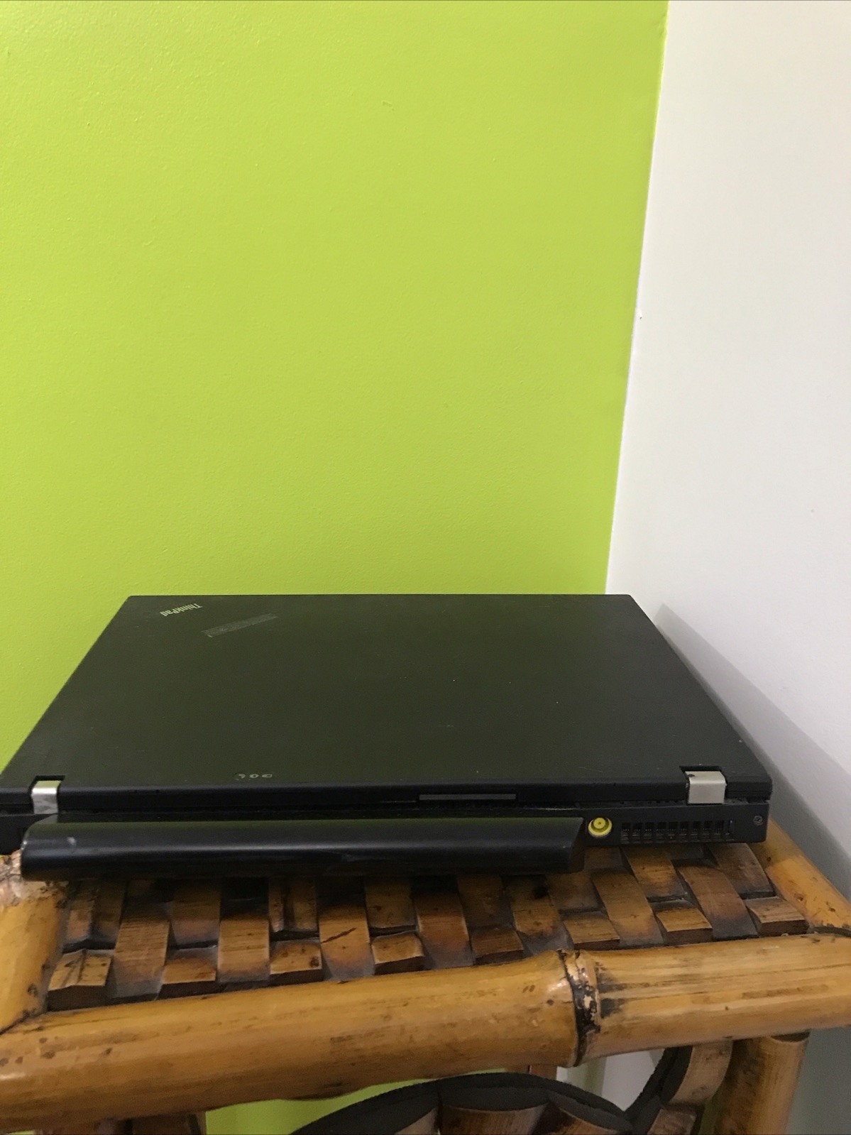 Lenovo Thinkpad T61 Laptop Computer – Weak Battery