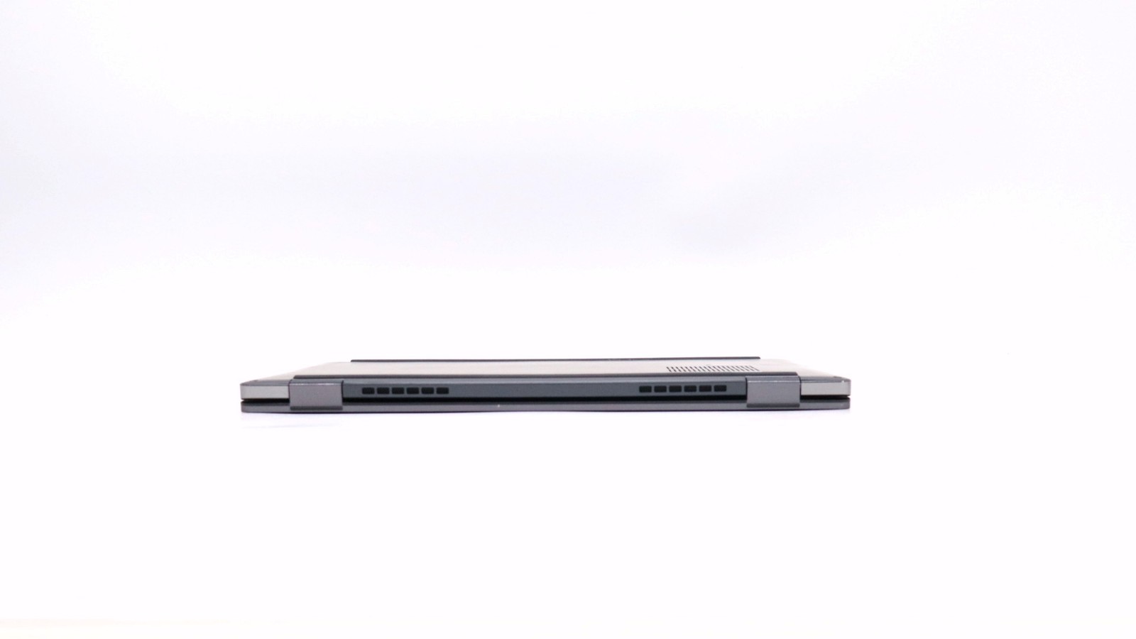 Dell Latitude 9430 14″ i7-1265u 32GB 1TB – Good