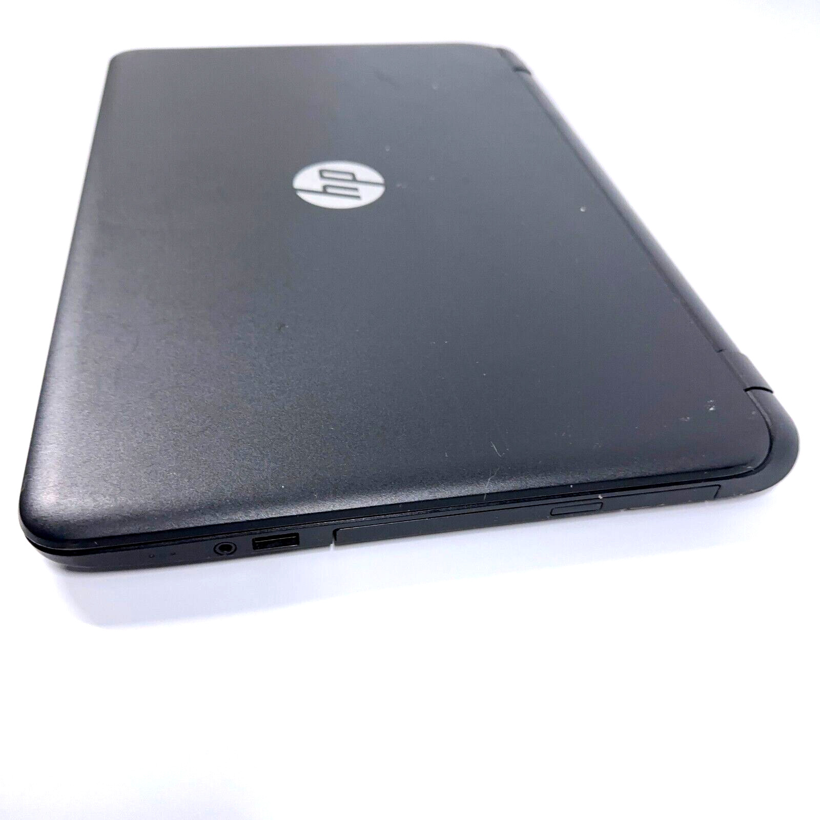 HP 15-f004dx AMD E1-2100 APU 1.0 GHz 8 GB RAM 500 GB HDD 15.6″ – For Parts