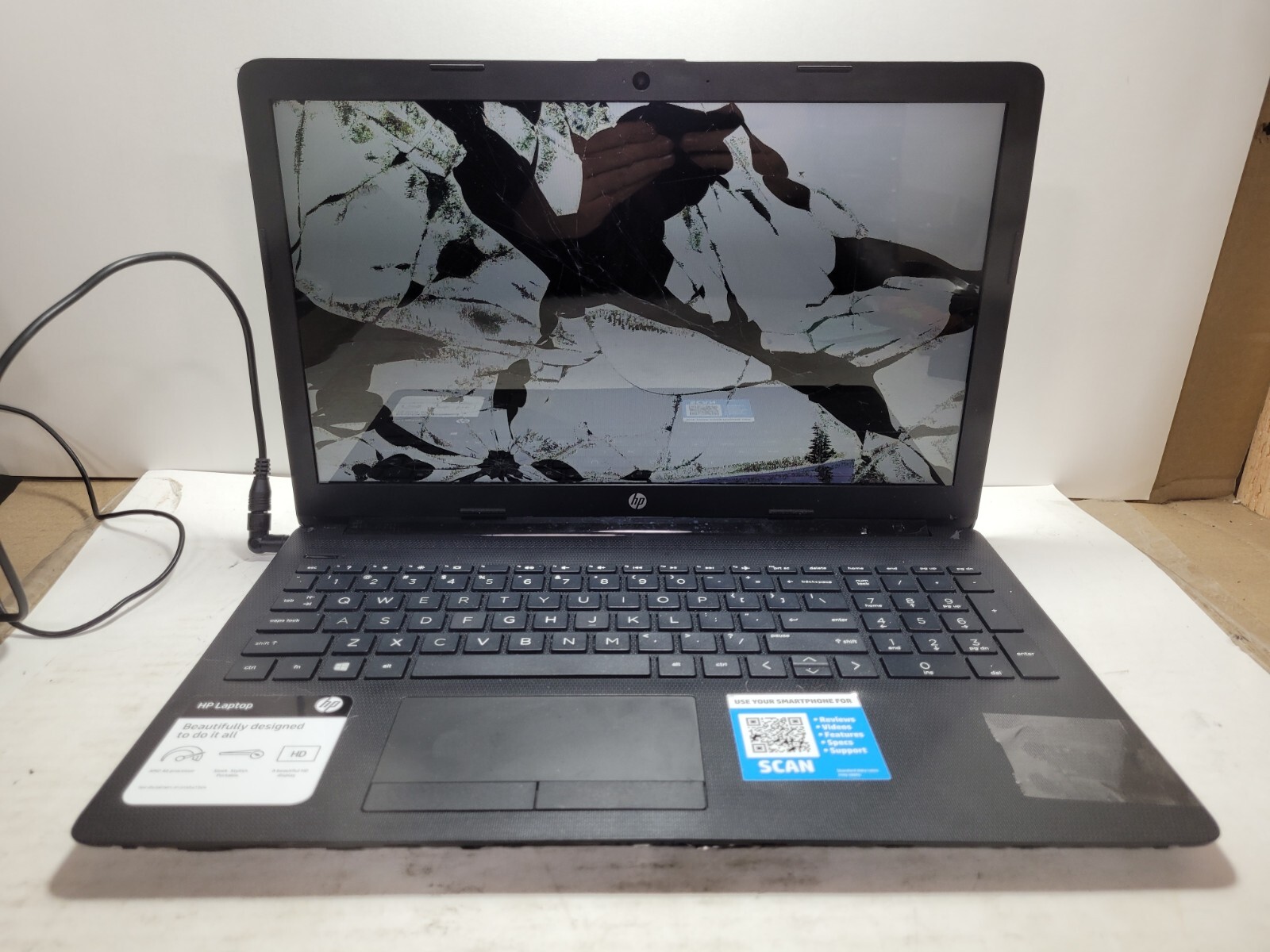HP 15-db0xxx w/AMD A6-9225, 4GB RAM Laptop for Parts/Repair #0122