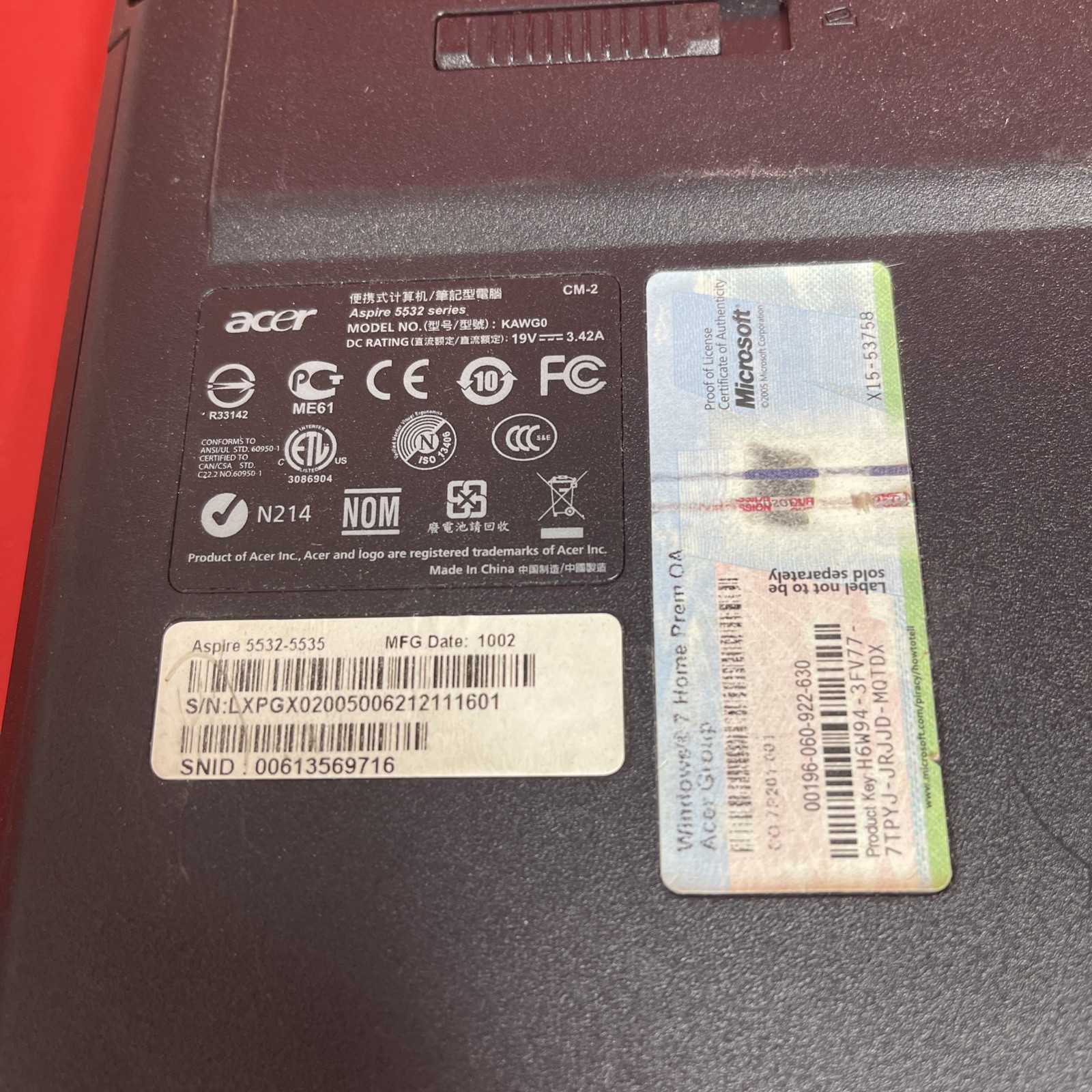 Acer Aspire 5532 Series KAWG0 Laptop Black USB 15.6″ HD LCD Display – For Parts