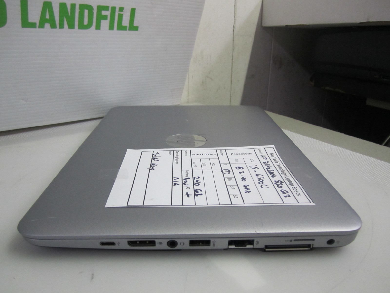 HP EliteBook 820 G2 i5 6300U 8GB 2.40GHZ 240GB M2SSD NO OS STIFF KEYS BAD BTRY