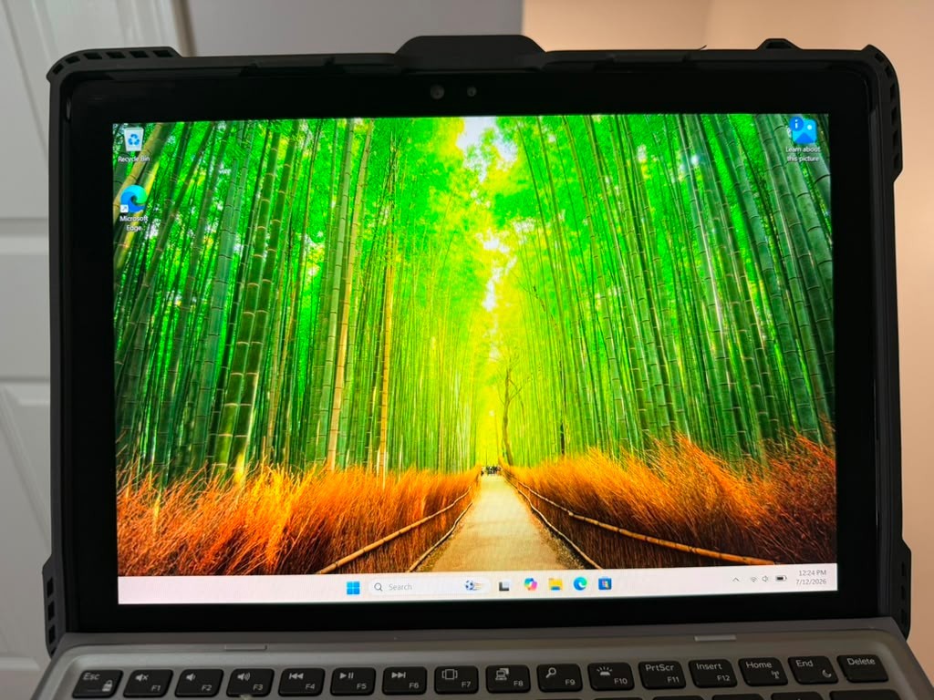 Dell Latitude 7200 2-in-1, i7-8665u 16 GB – 256 GB NVMe Windows 11 Pro No Chrger