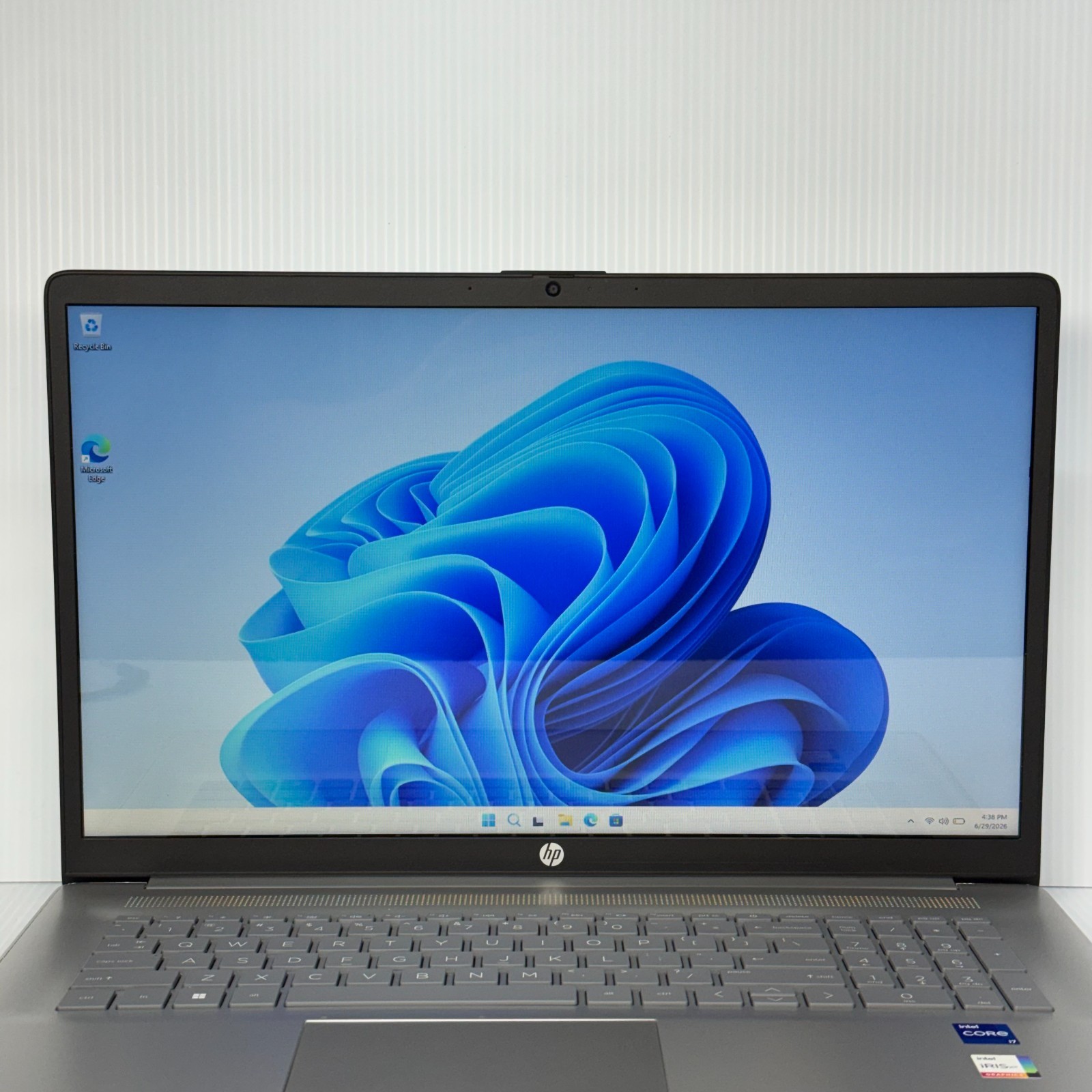HP 17-cn3165cl i7-1355U 17.3″ Touch Windows 11 Laptop 256GB SSD 16GB *SEE PICS