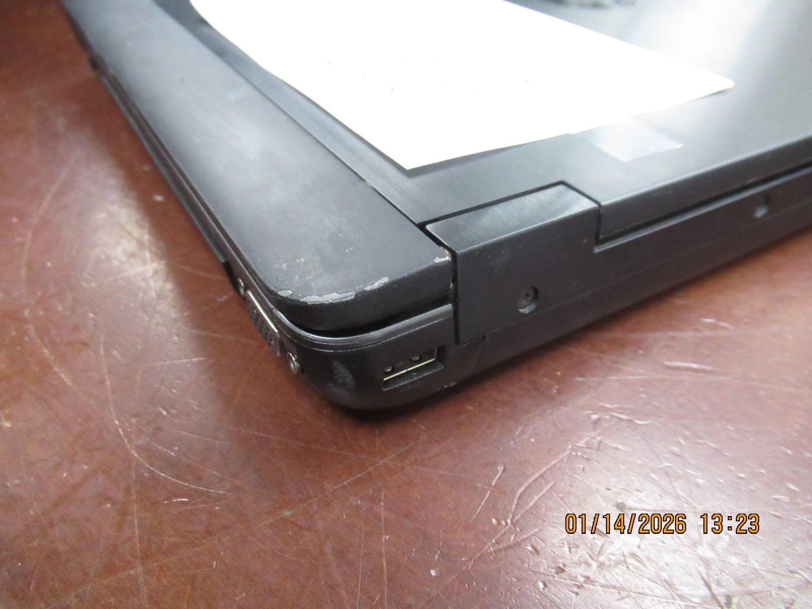 HP ZBook 15 15.6″ Intel i5-4300M 2.60GHz 16GB 256GB HDD Laptop w/ AC [NO OS]