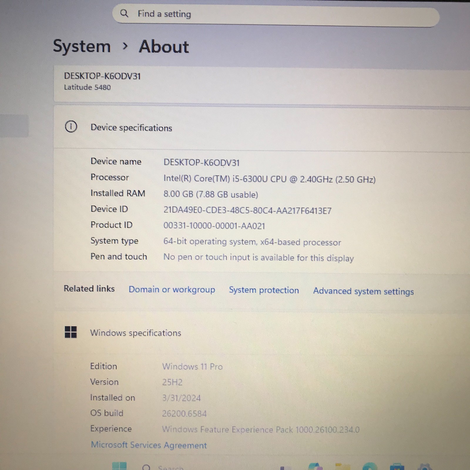 Dell Latitude 5480 14″ i5-6300U 2.40GHz 8GB RAM 256GB SSD (Windows 11 Pro)