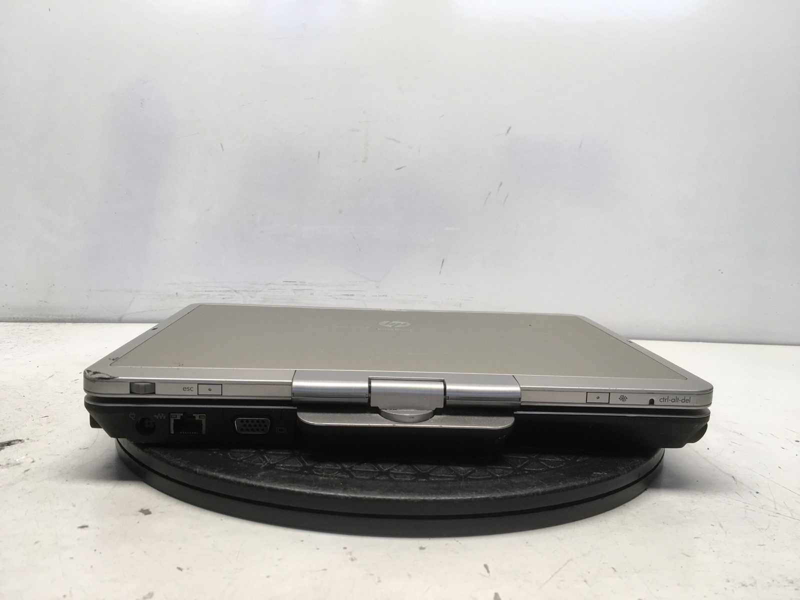 HP EliteBook 2760P Intel i5-2410M 2.3GHz 8 GB NO HDD No Batt