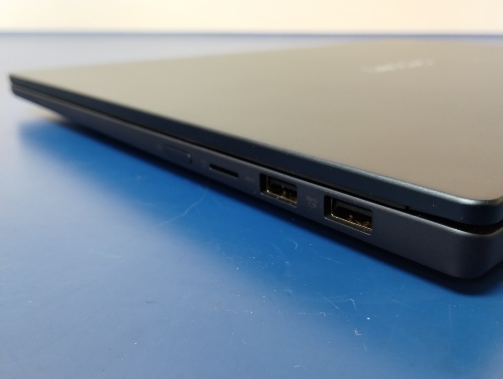 Lenovo IdeaPad 5 2-in-1 16AKP10, Intel Core Ultra 7 255U, 32 GB RAM, 1 TB NVMe