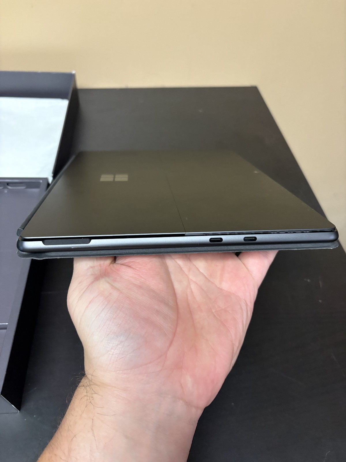 Microsoft Surface Pro 11 Snapdragon X Elite 16GB/512GB – Type cover and Pen