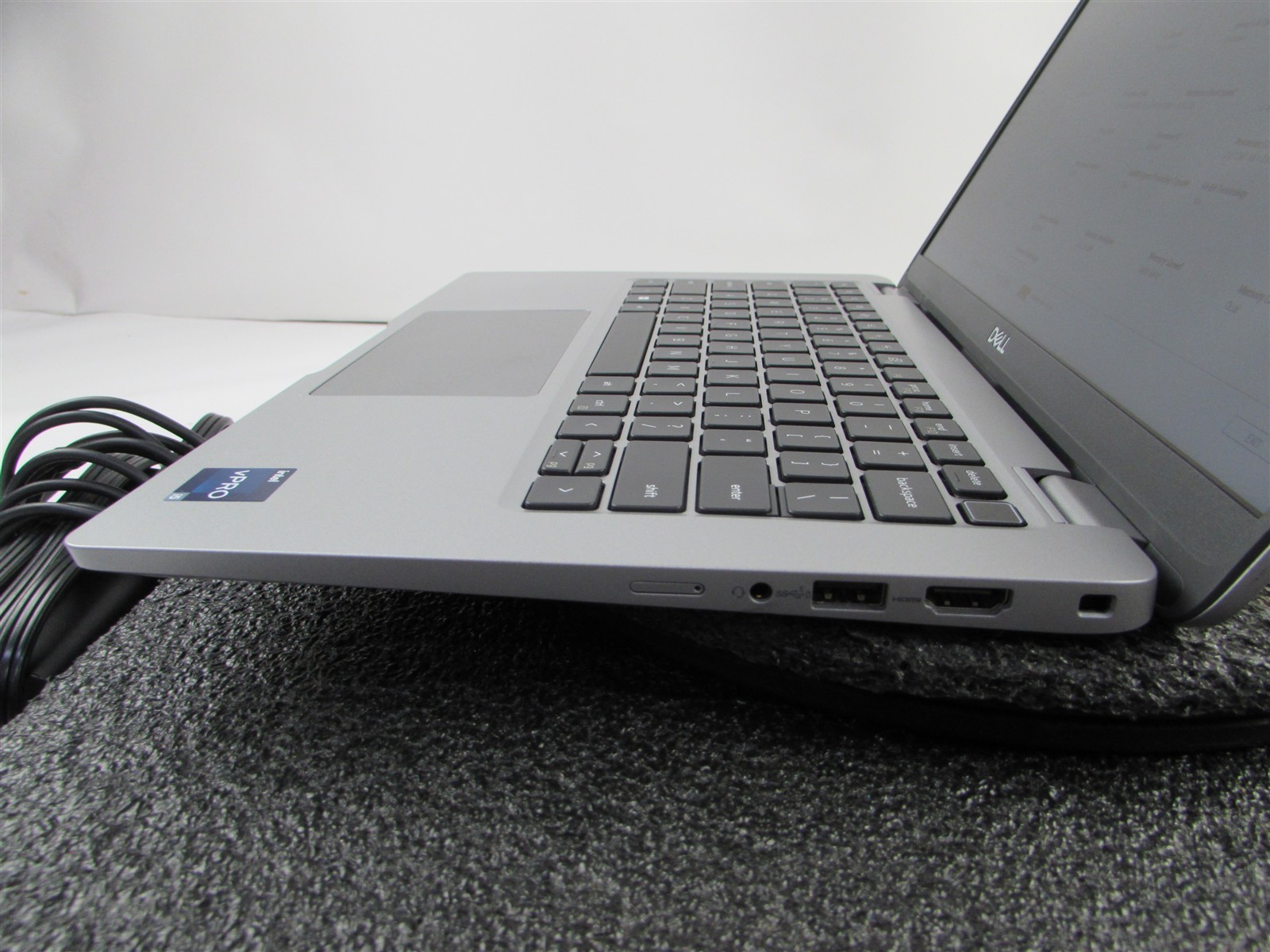 DELL LATITUDE 5340 1920X1080 FHD TOUCHSCREEN I5-1345U 512GB SSD 16GB RAM NO O.S