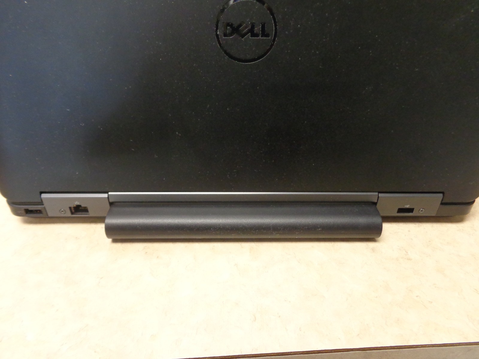 Dell Latitude E5540 Intel Core I7-4600U 2.10 GHZ 8 GB RAM 500 HDD Win 10 Pro