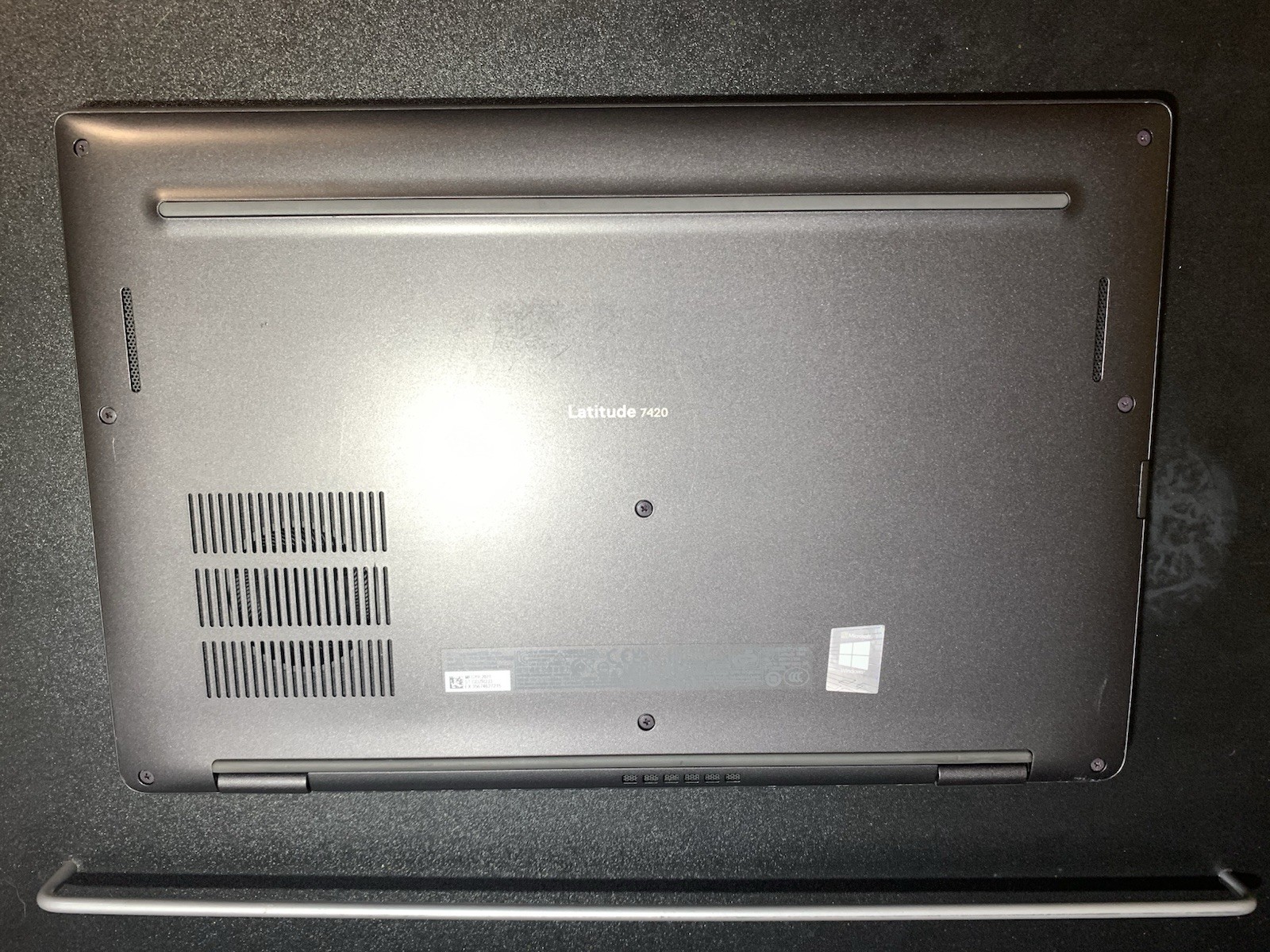 Dell Latitude 7420 i5-1145G7 8GB 256GB NVMe Win11 14in FHD Black