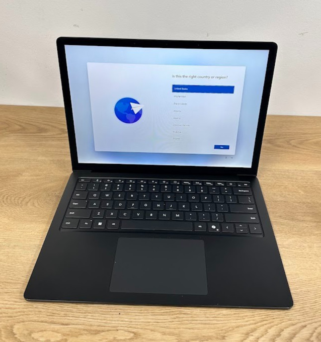 Microsoft Surface Laptop 6, Core Ultra 5 135H, 16GB, Intel Arc Graphics, 512 GB
