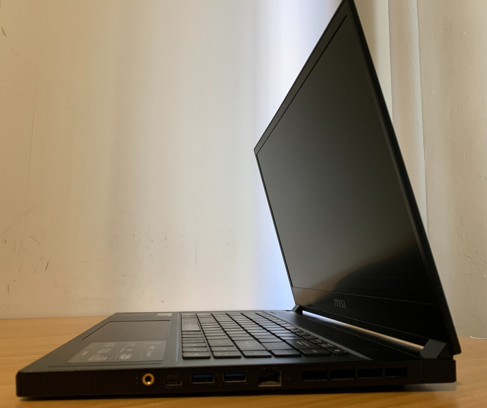 MSI GS Series GS66 Stealth 10UE-498 15.6″
