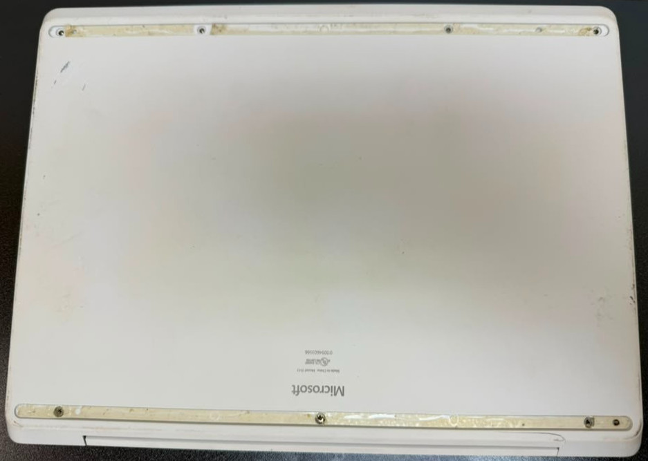 Surface Laptop Go 12.5 i5 No RAM No SSD No Battery. Read descr