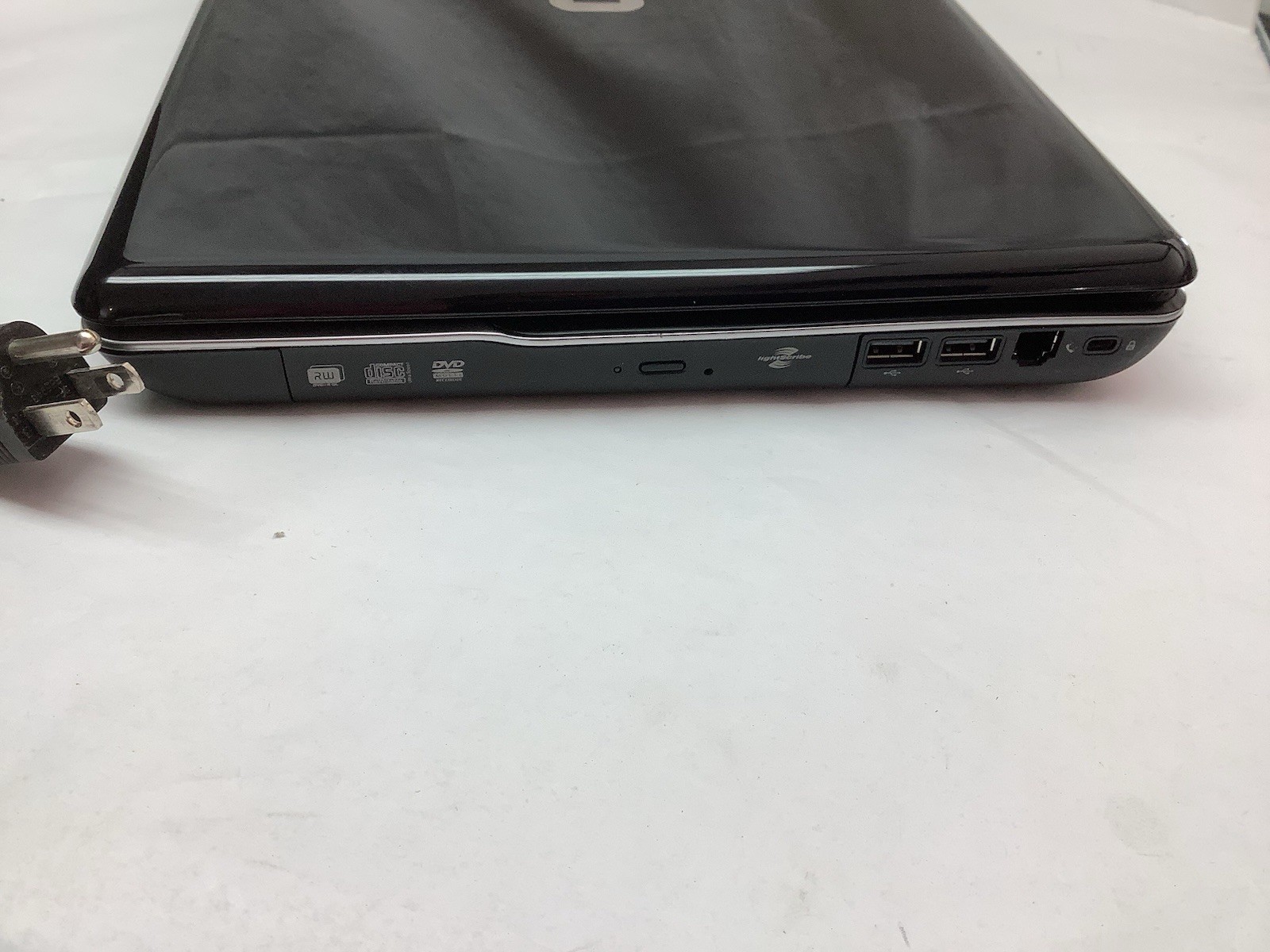 COMPAQ PRESARIO CQ50 – AMD ATHLON DUAL CORE – UNBUTU Operating System WOKS WELL