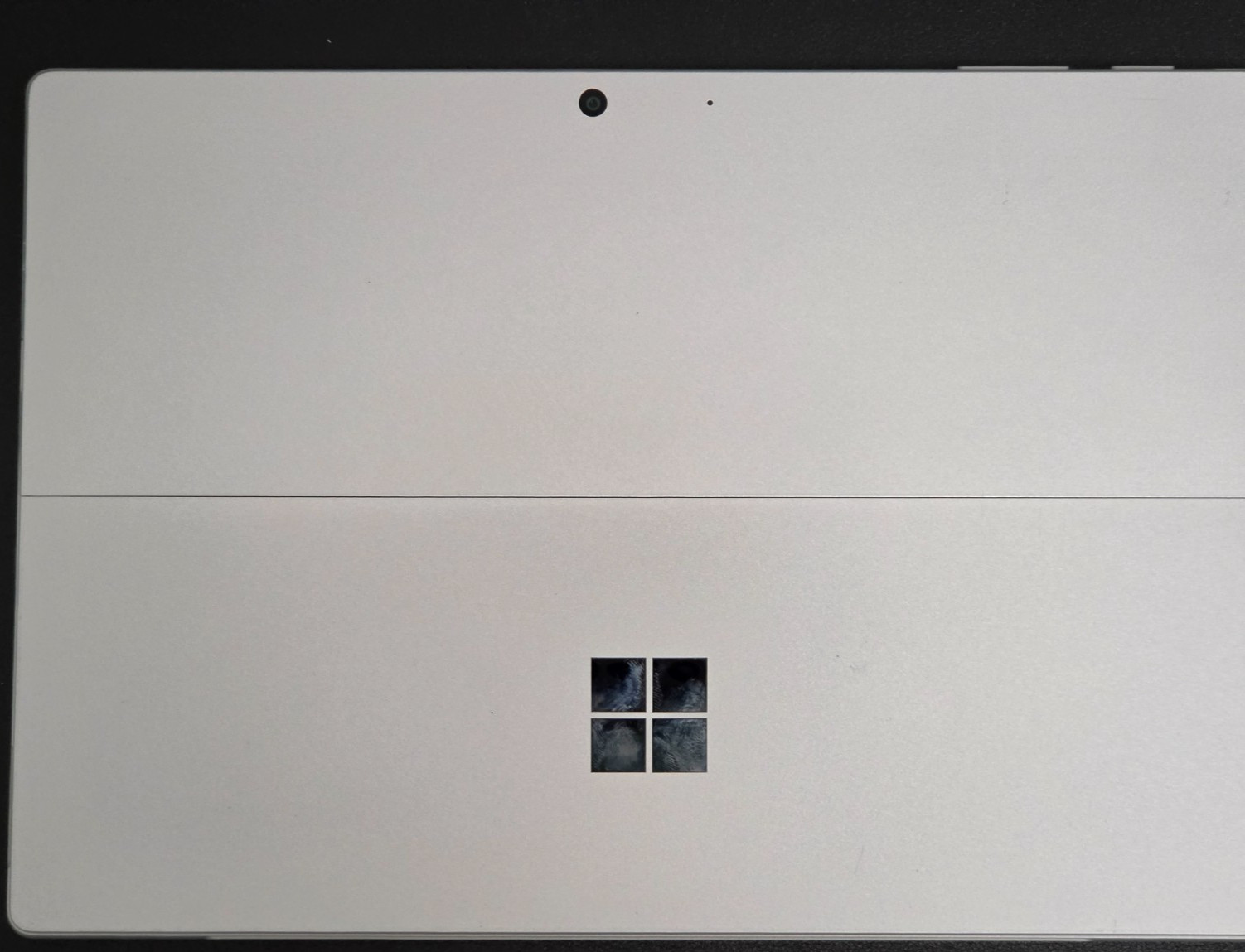Microsoft Pro 7+ i3-1115G4 8GB Ram 128GB SSD Win 11 Pro