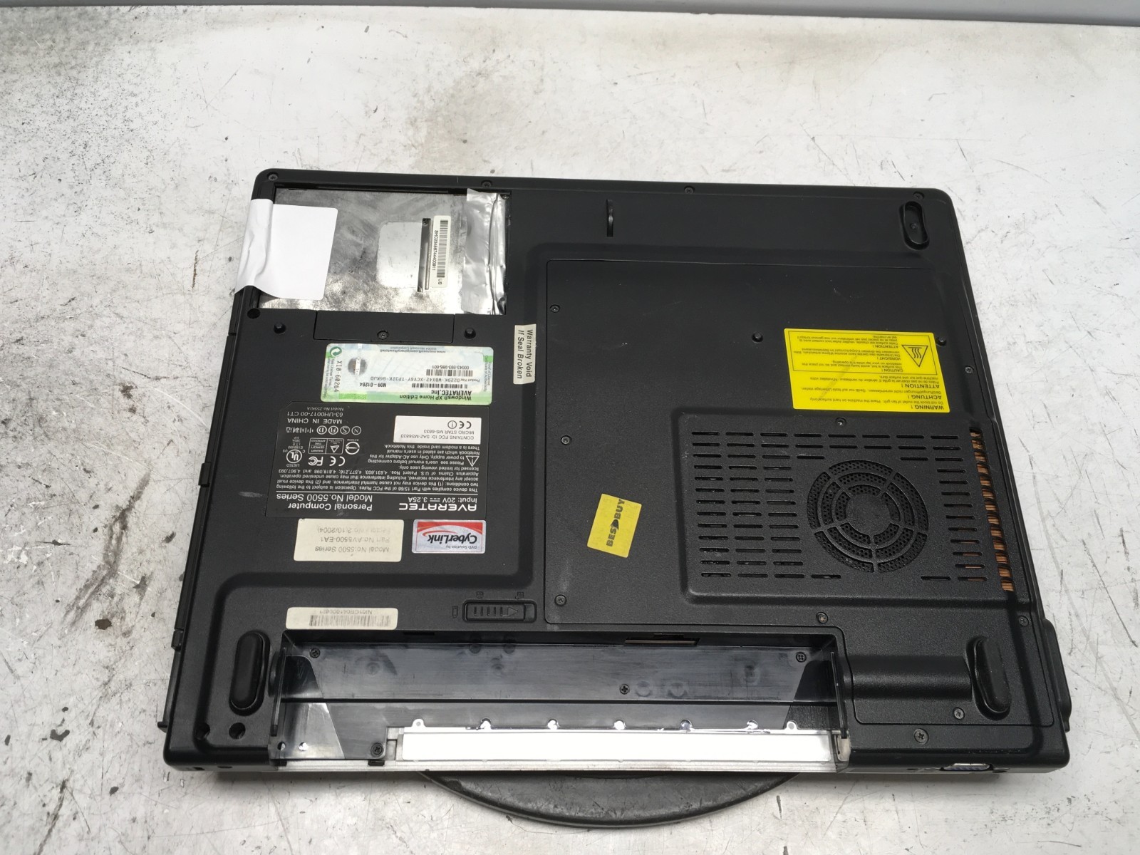 Averatec 5500 Mobile AMD Sempron 2600+ 1600MHz 480 MB NO HDD