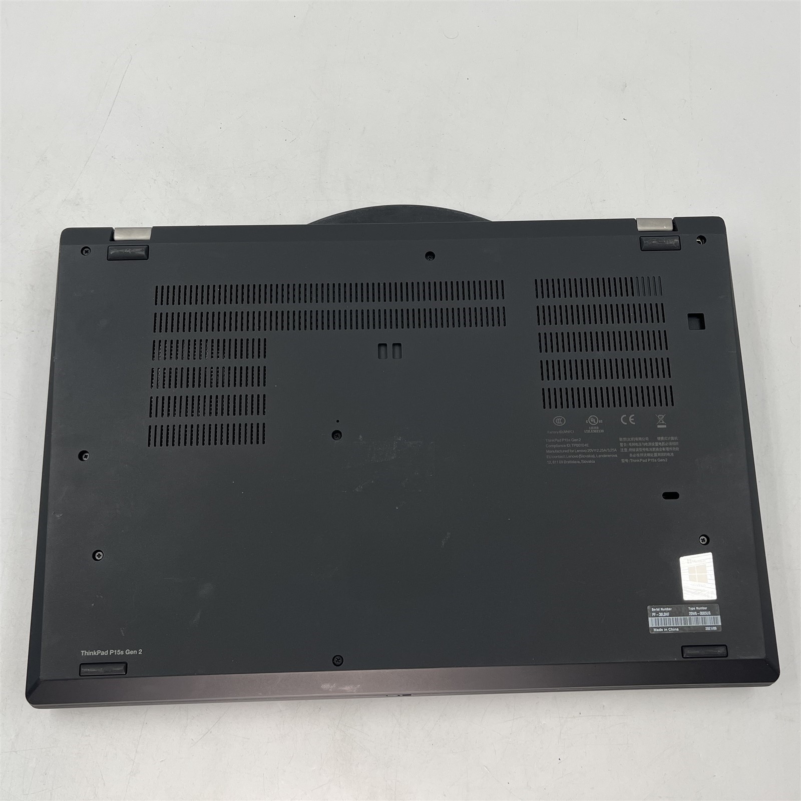 Lenovo ThinkPad P15s Gen 2 i7-1165G7 2.80GHz/16GB RAM/No HD/Quadro T500 4GB