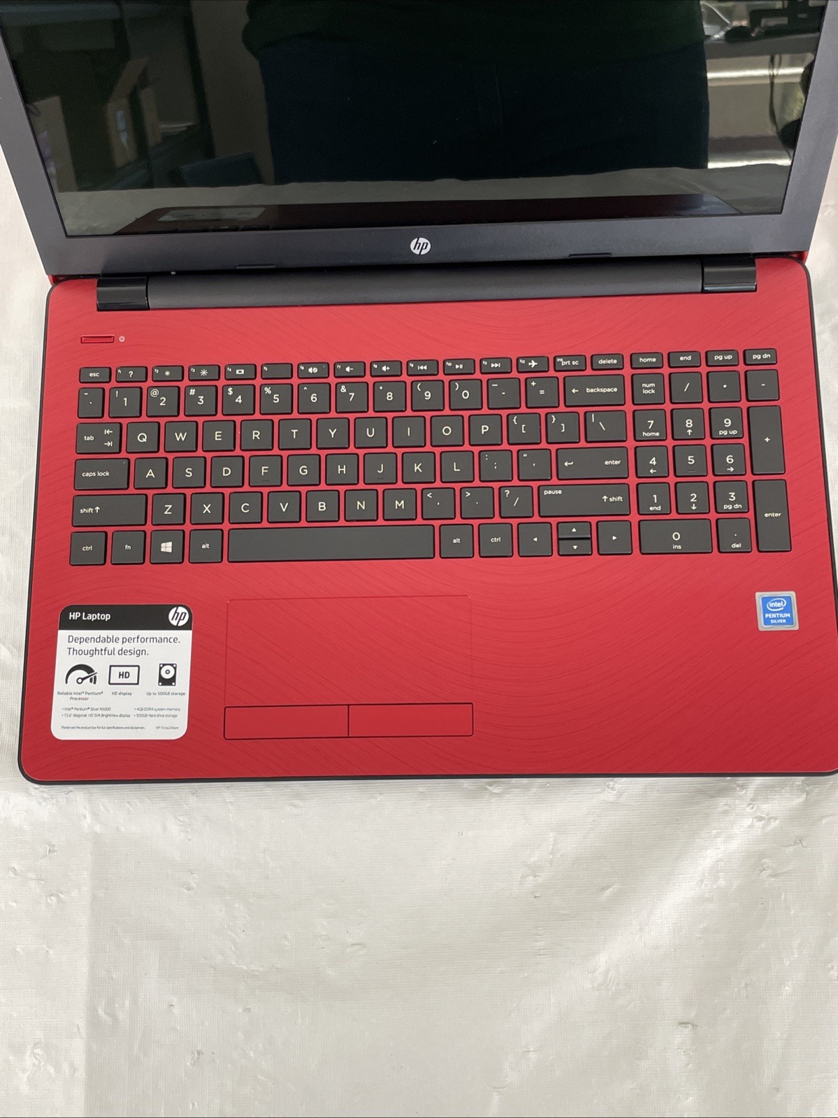HP 15-bs234wm 15.6″ Laptop | Pentium Silver N5000 1.1GHz | RAM: 8GB | No OS/HDD