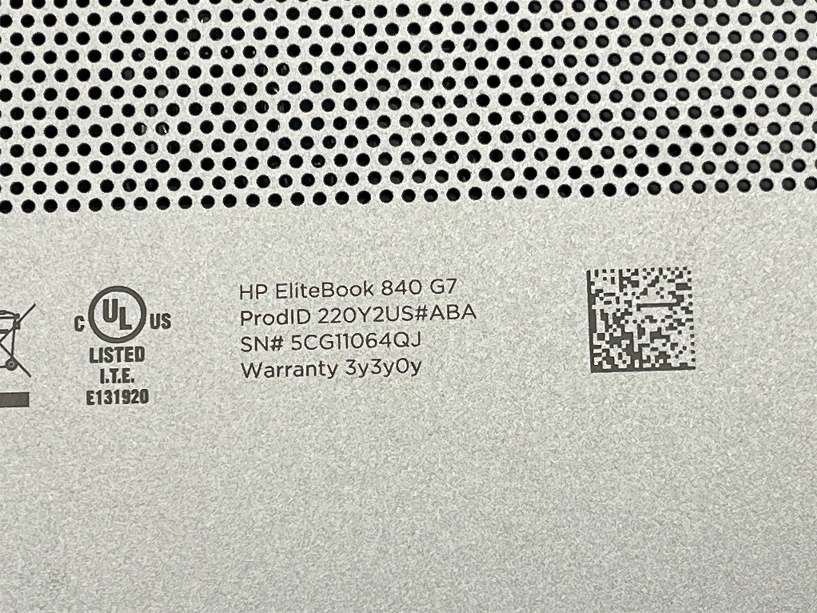 HP EliteBook 840 G7 i7-10610U 1.80GHz 8GB DDR4 256GB SSD WIN 11 PRO 14″ Laptop
