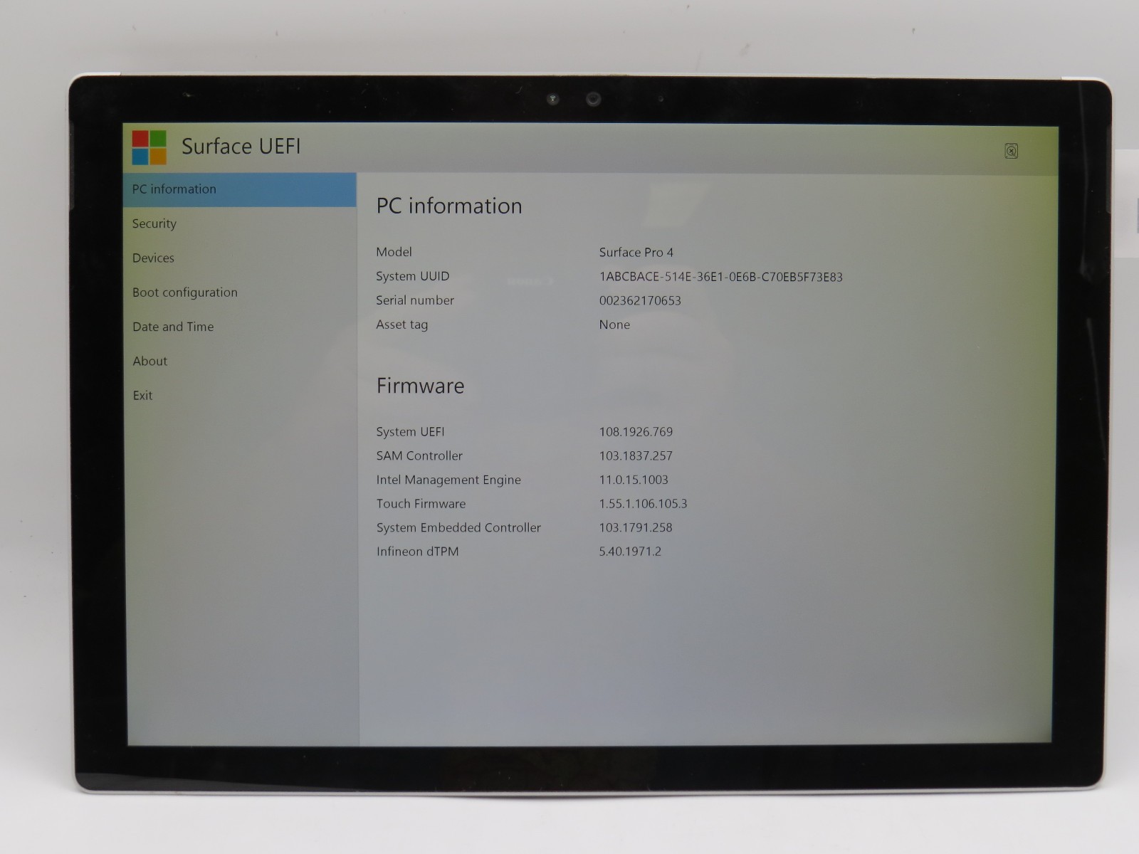 Microsoft Surface Pro 4 i5-6300U@2.4GHz 8GB RAM 12″ 256GB HD No OS/AC