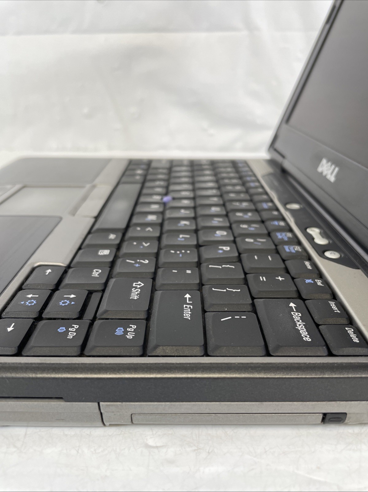 Dell Latitude D410 Retro Gaming Intel Pentium 2.0GHz 1GB RAM 30GB HDD WinXP