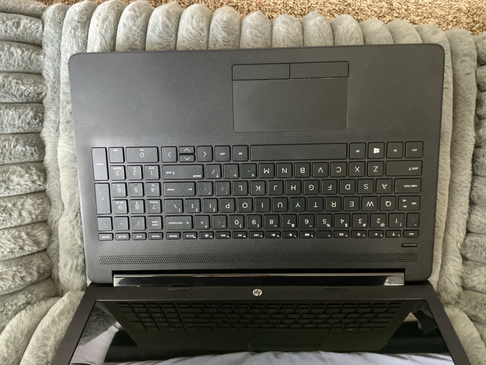 HP Laptop 15-db0011dx