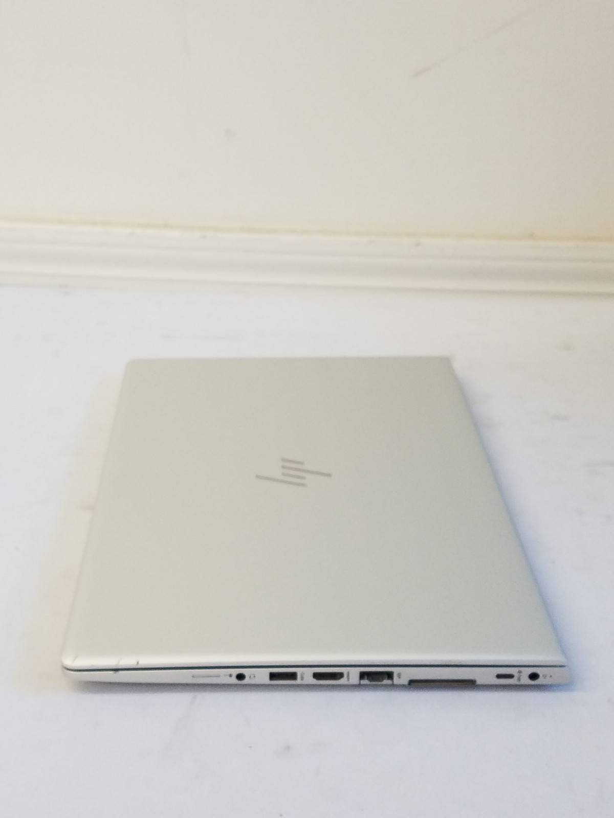 HP EliteBook 745 G5 Laptop – AMD Ryzen 3-2300u – 8GB RAM – 500GB SSD – Win 10