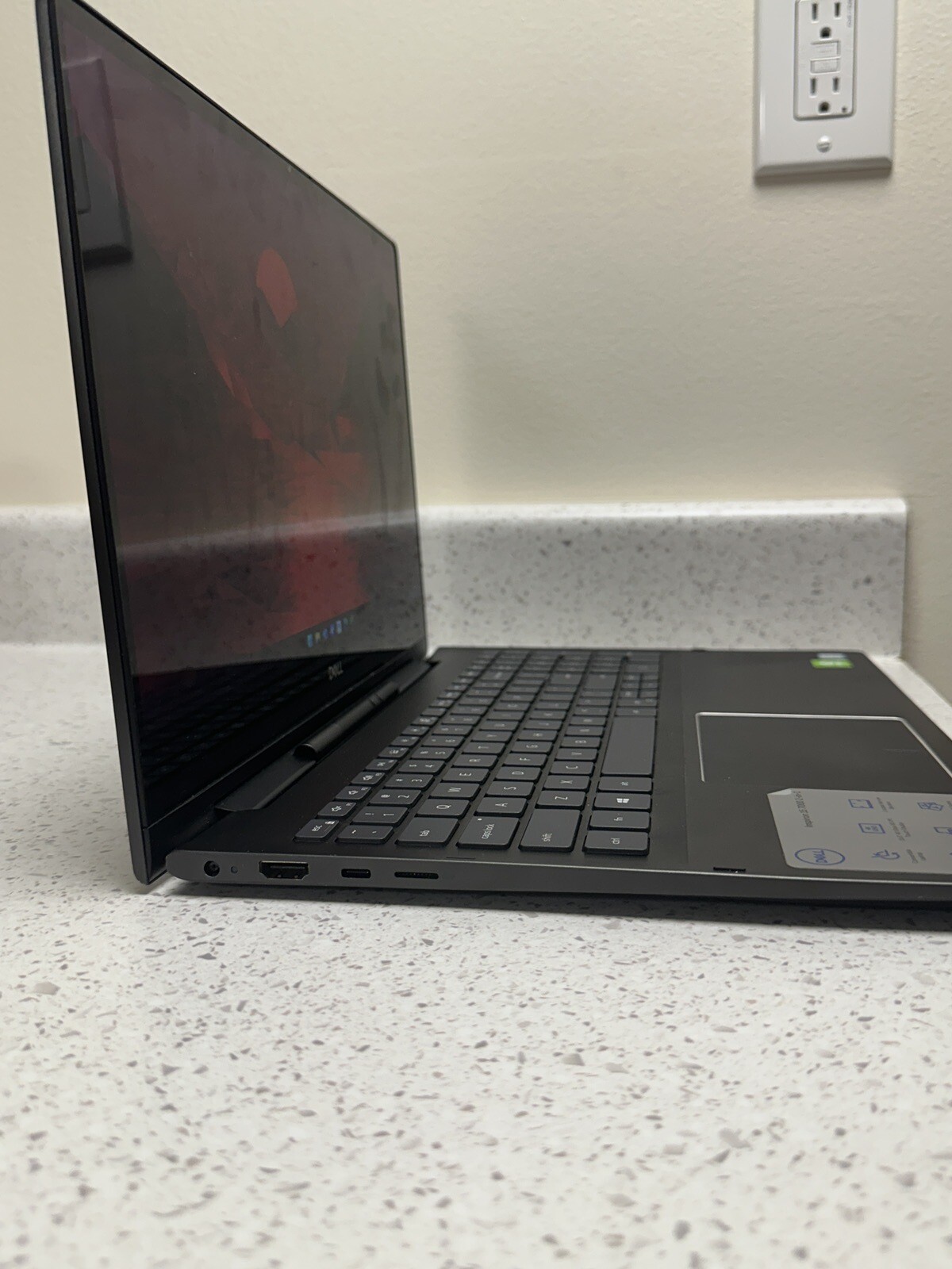 Inspiron 15 7590 2n1