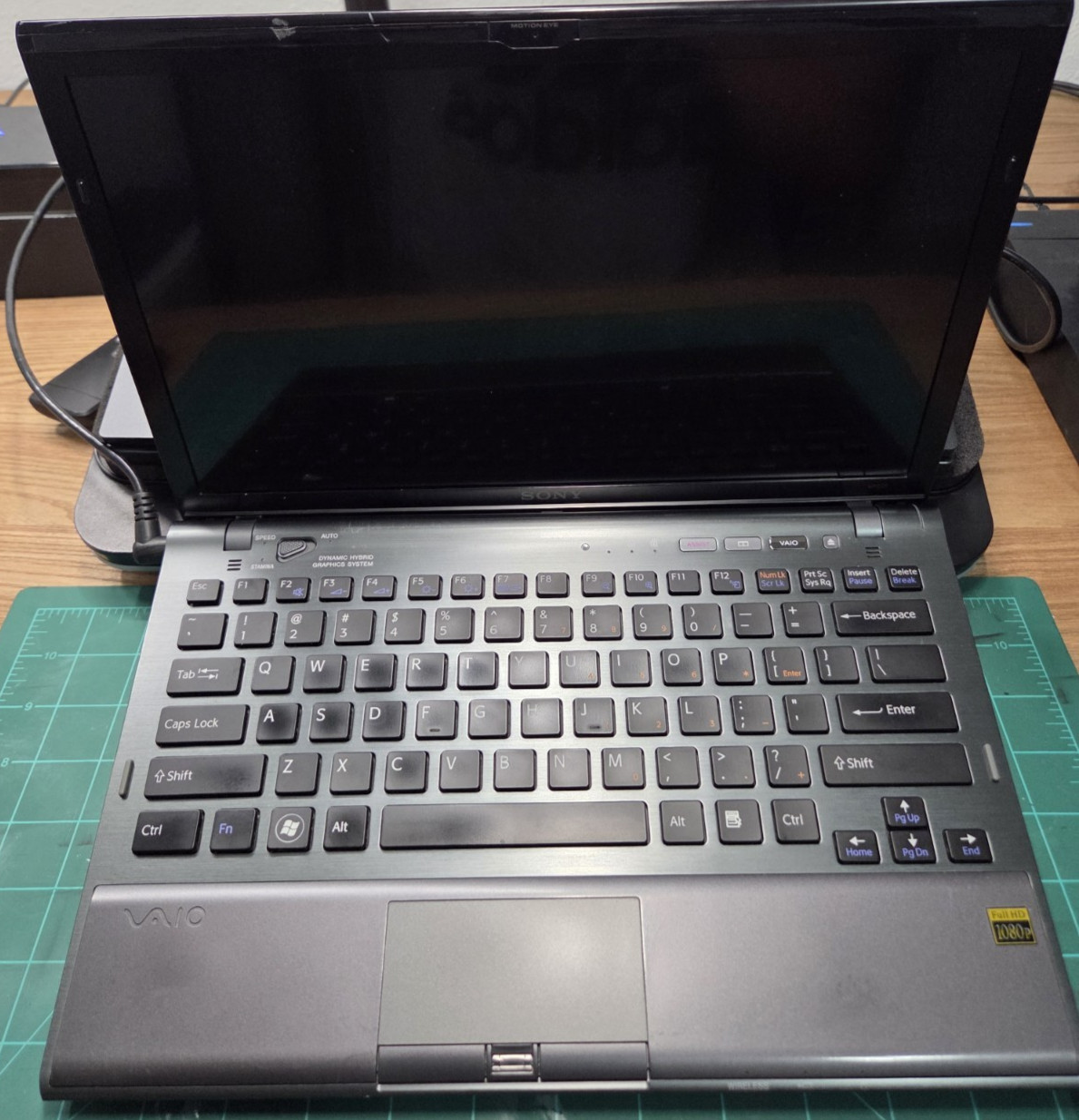 Sony Vaio VPCZ1290X Laptop Working Clean Repasted Win 7 Good Battery