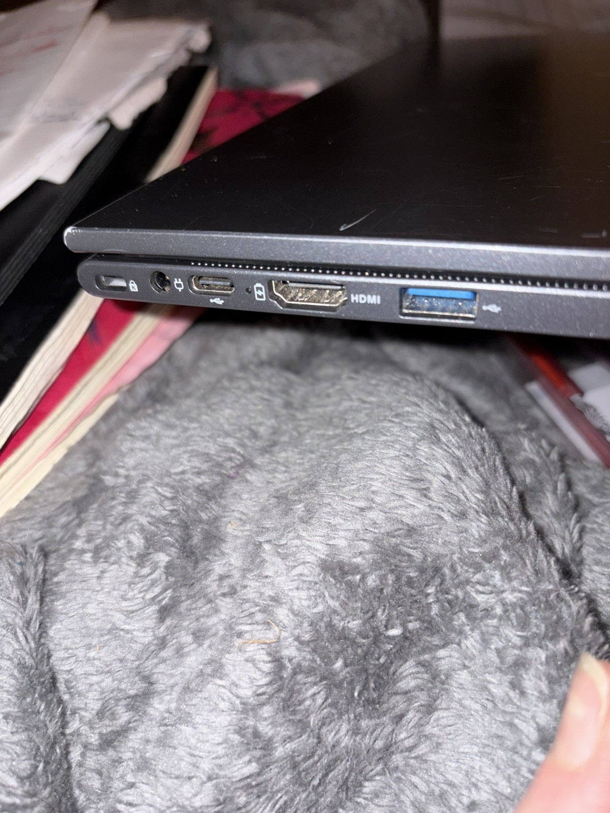 Acemagic LX15 15.6″ laptop win 11 Pro, charger, box WORKS slightly used