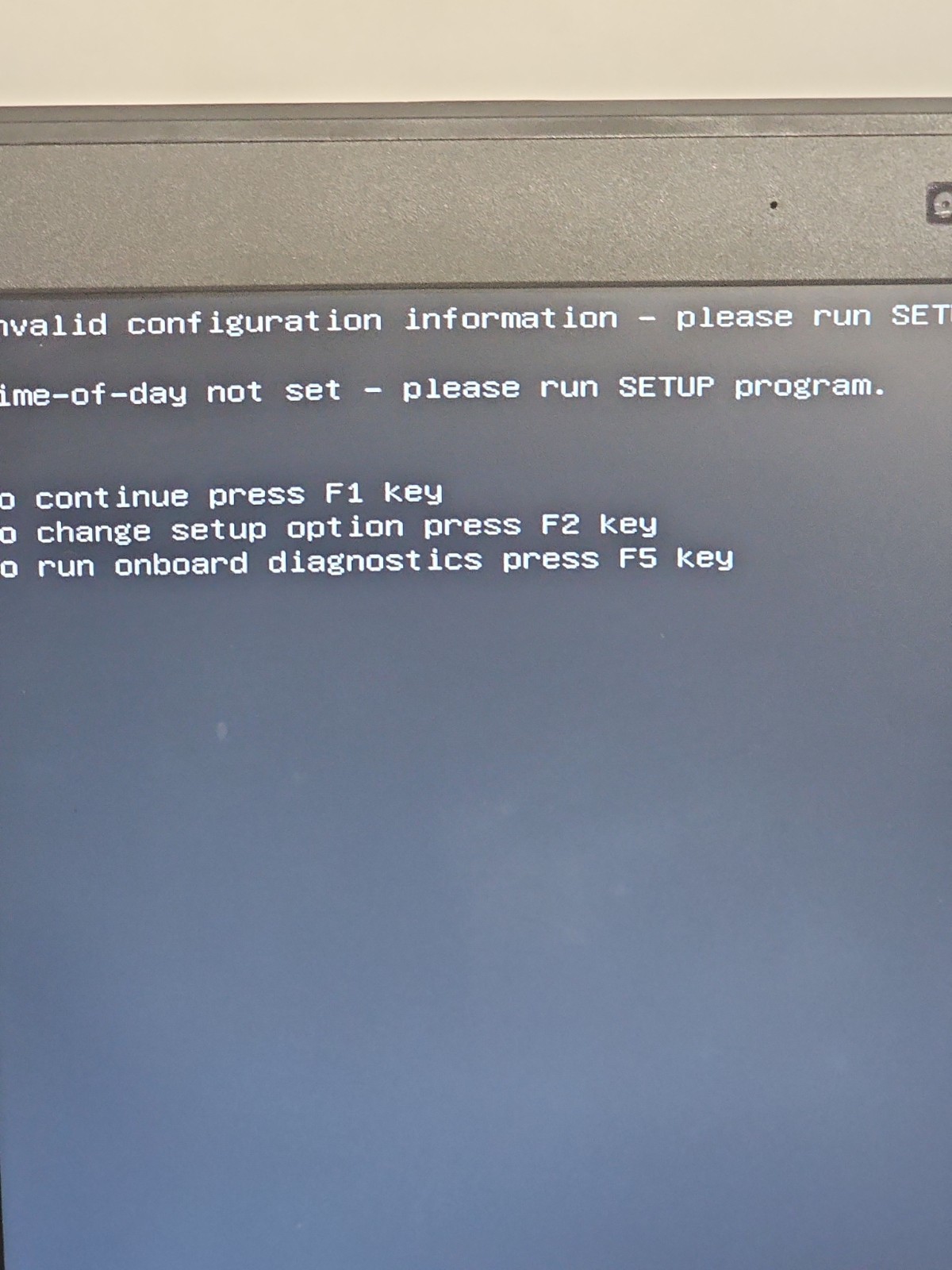 Dell LATITUDE 3340 WITH 4GB RAM AND 500GB HARD DRIVE. PLEASE READ