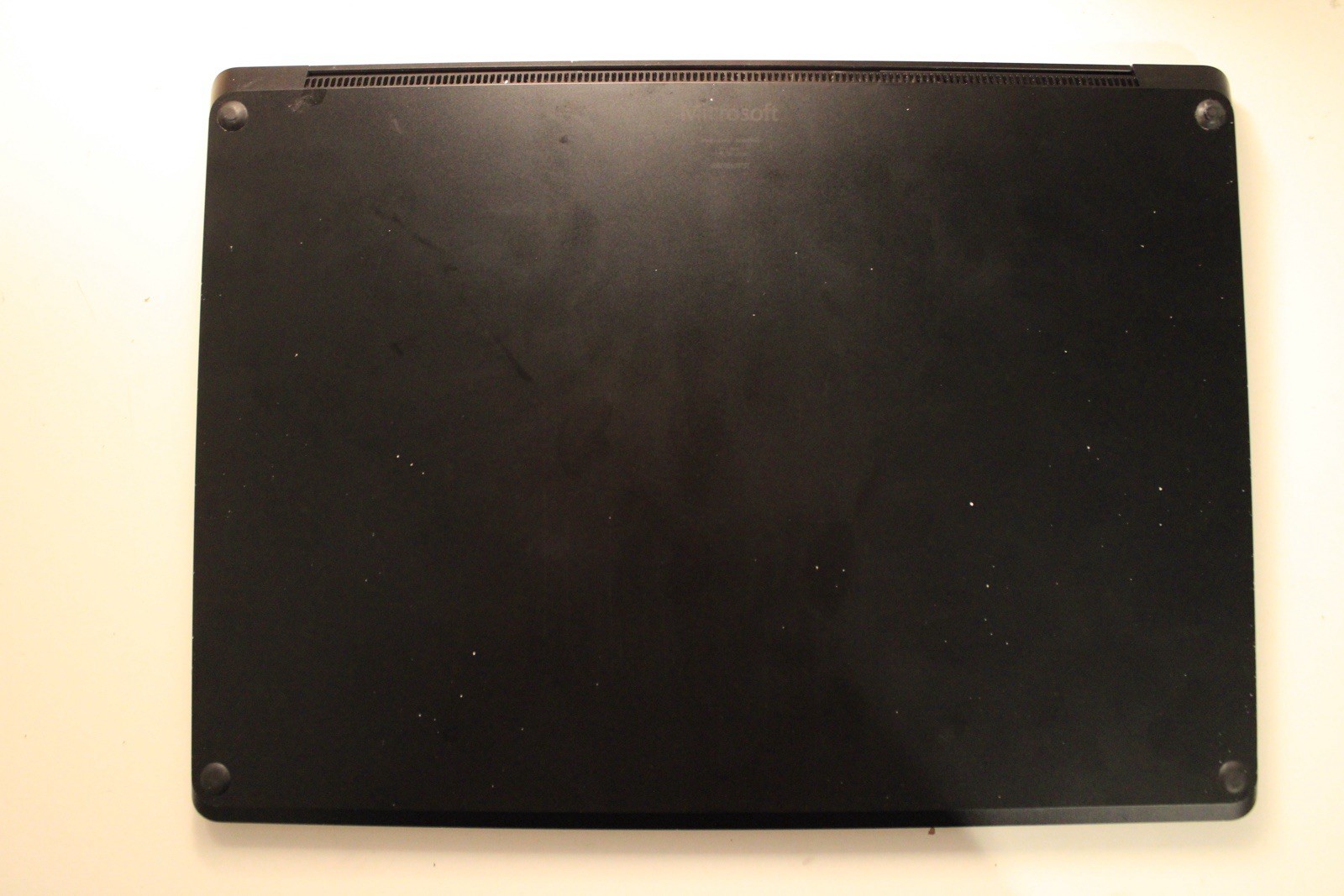 Microsoft Surface Laptop 3 13.5″ i5-1035G7 8GB 238GB SSD Win 11 Pro Black