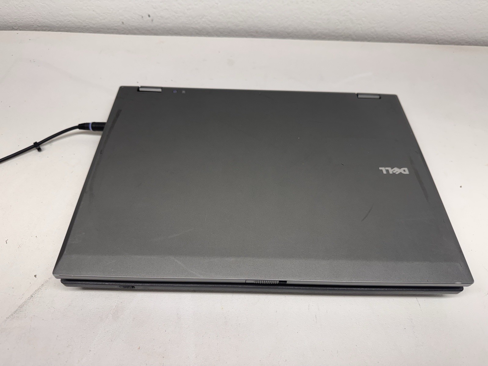 Dell Latitude E5410 – Intel Core i3 2.40GHz – 2GB RAM – FOR PARTS / REPAIR 0005