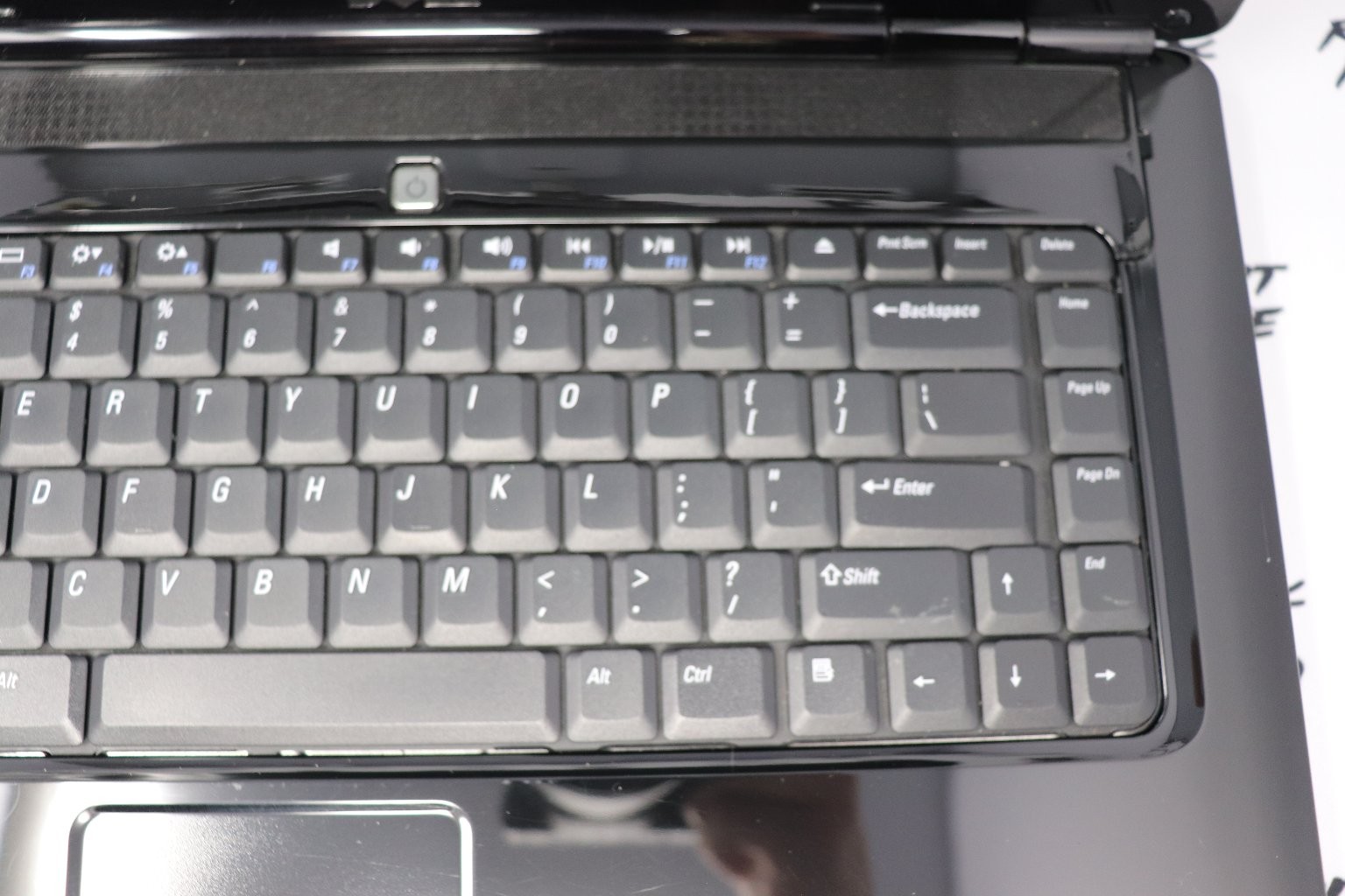 Dell Inspirion 1545 PC Laptop No Power Cord Untested AS-IS DVD CD-RW Drive