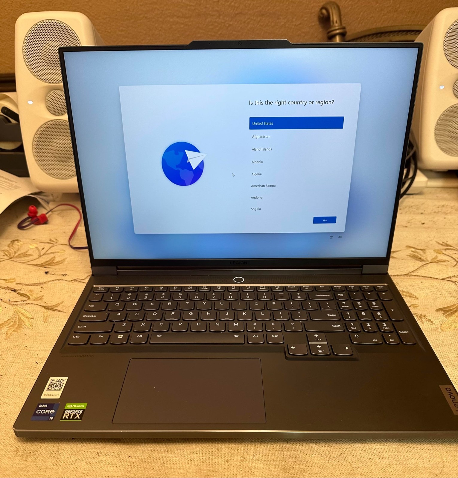 Lenovo Legion 7 3080 ti laptop 16″ QHD+ i9-12900HX 32GB 2tb 16IAX7 82TD0008US