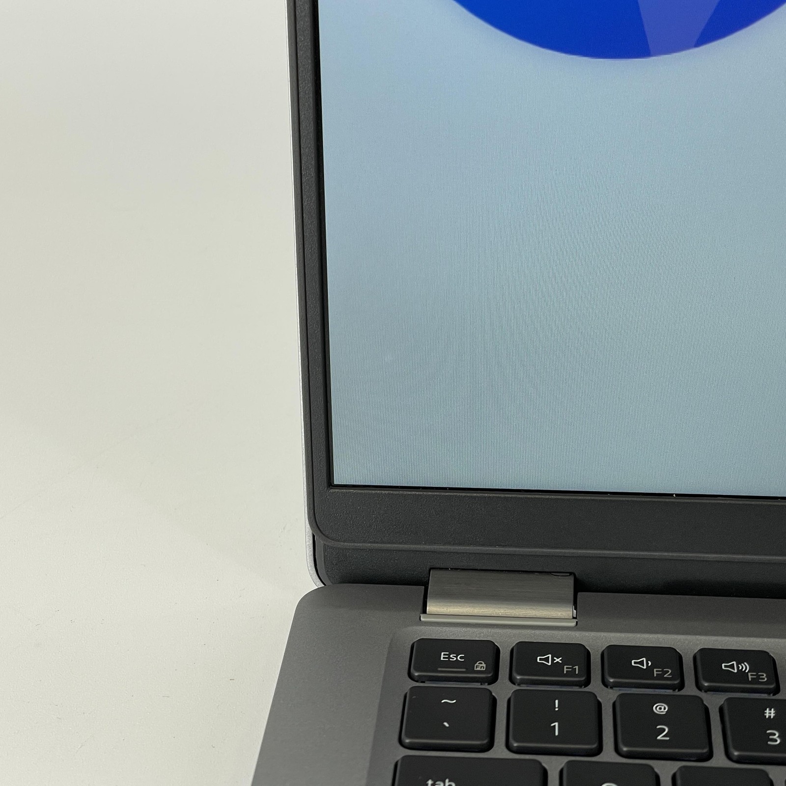Dell Latitude 5320 13.3 Gray FHD i7-1185G7 3.00GHz 16GB 256GB SSD Good