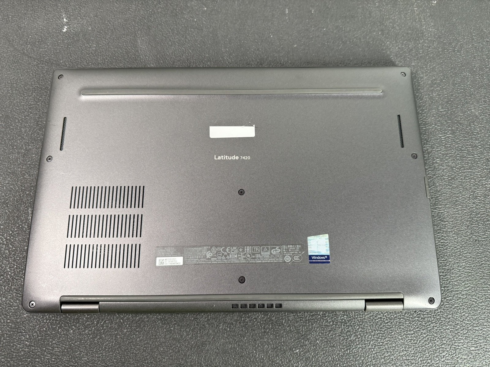 Dell Latitude 7420 14″ i7-1185G7 3.00GHz 16GB DDR4 256GB SSD – READ