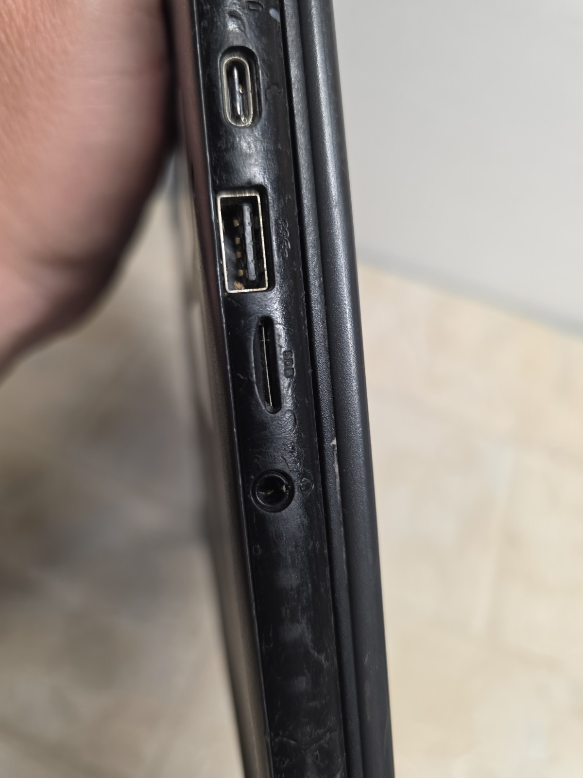 Dell Chromebook 3100 2-in-1 11.6″ Touchscreen Laptop 4GB/ 32GB WiFi