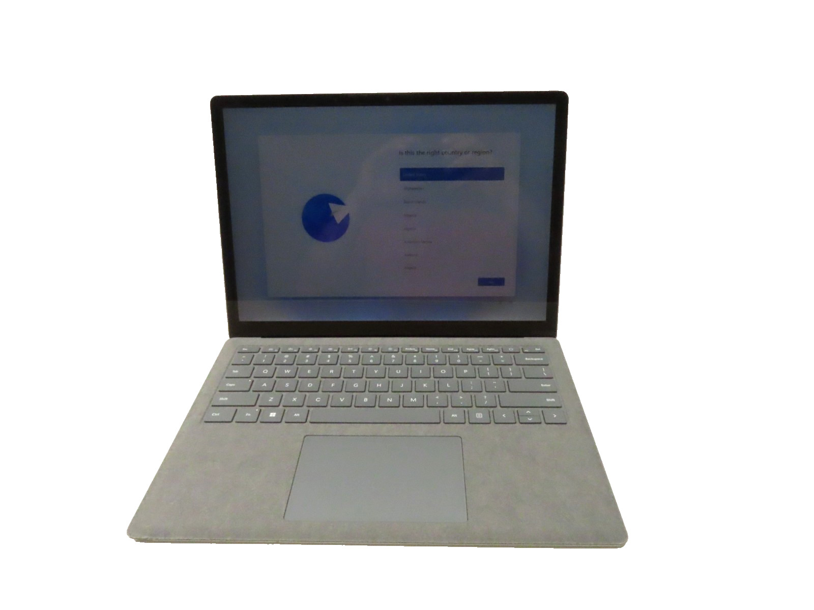 Microsoft Surface Laptop 5 1950 13.5″ Intel i5-1235U 1.3GHz 8GB RAM 256GB SSD