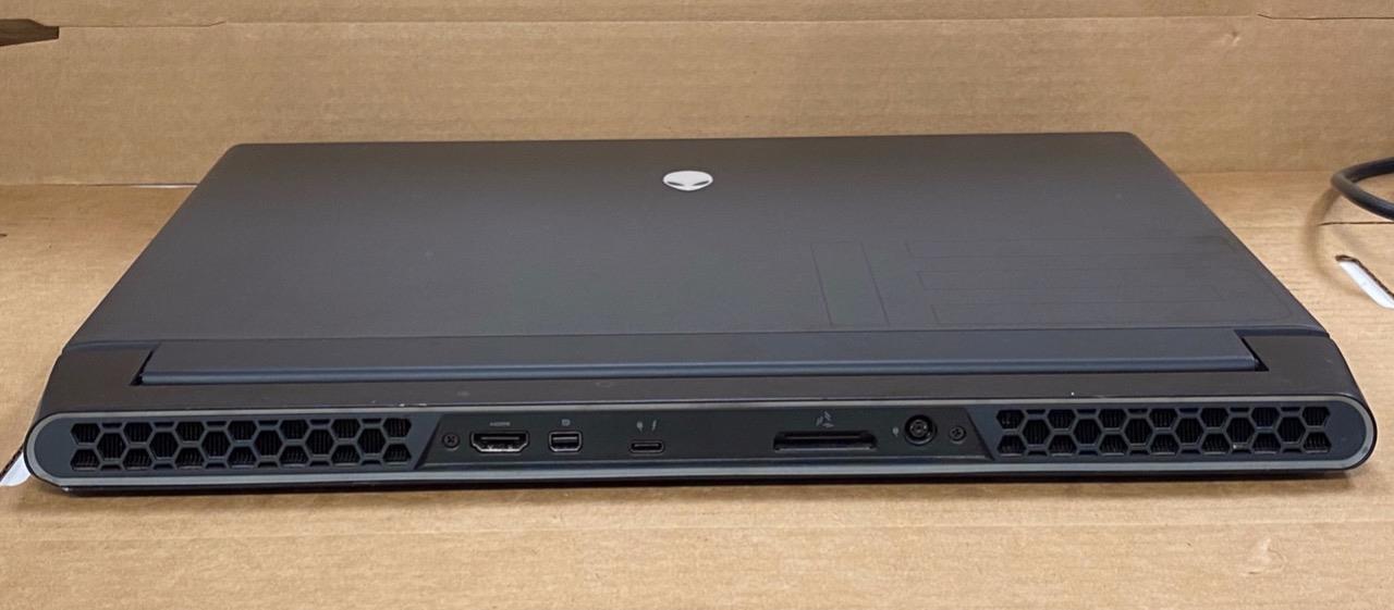 ALIENWARE M15 R3 INTEL i7 10TH GEN 2.60GHz 16GB RAM 460GB SSD GAMING LAPTOP-USED
