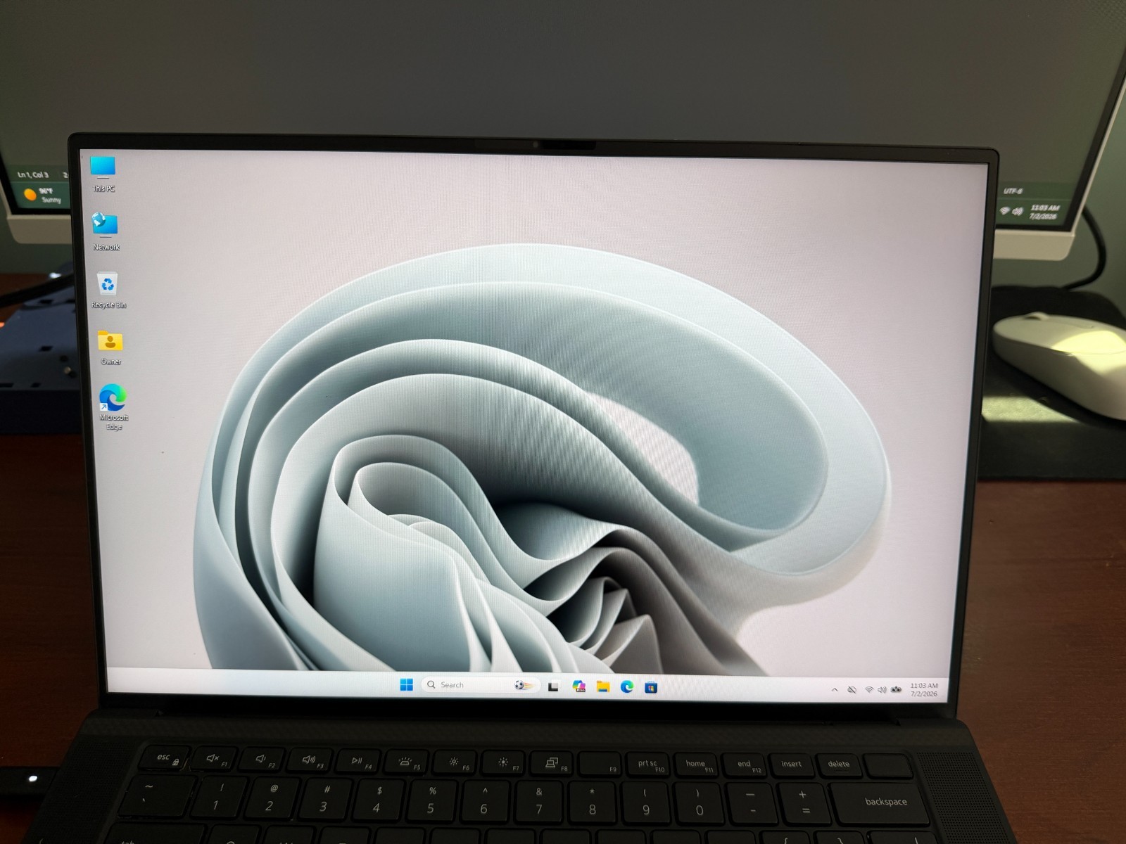 Dell XPS 15 9530 Core i7-13700H 16GB 1TB NVME RTX 4050 FHD+ Win11 130W Charger