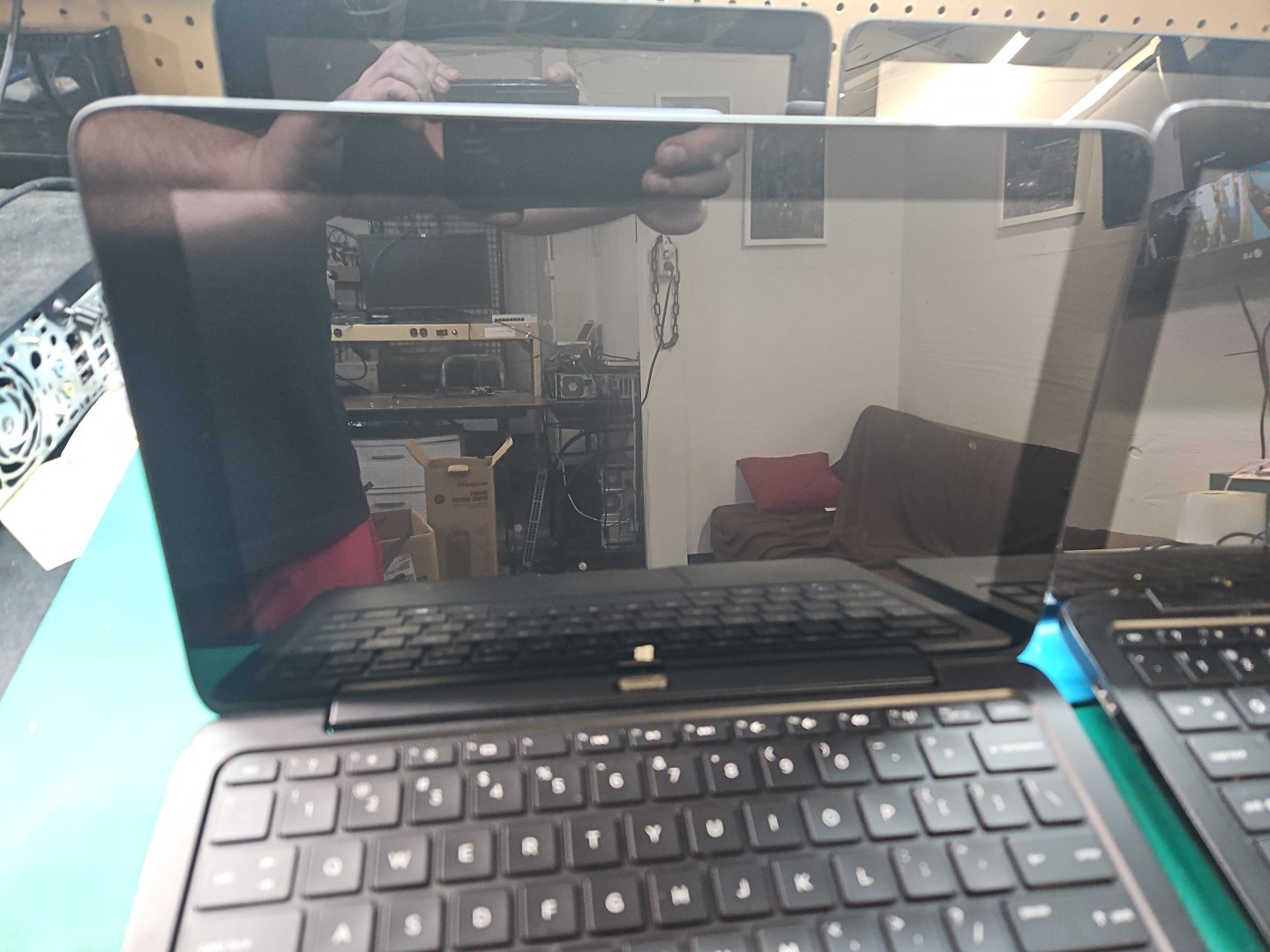 LOT 4 HP Pro x2 410 G1 11.6″ i5-4202Y 1.6GHz 4GB 2-in-1 Laptops FOR PARTS AS IS
