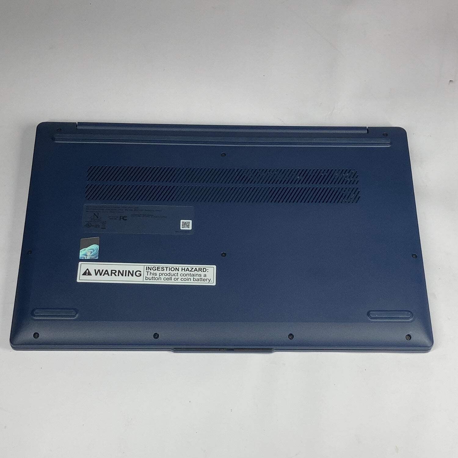 Lenovo IdeaPad Slim 3 15.6″ Ryzen 5 40 2.8GHz 8GB RAM 512GB SSD NO CHARGER