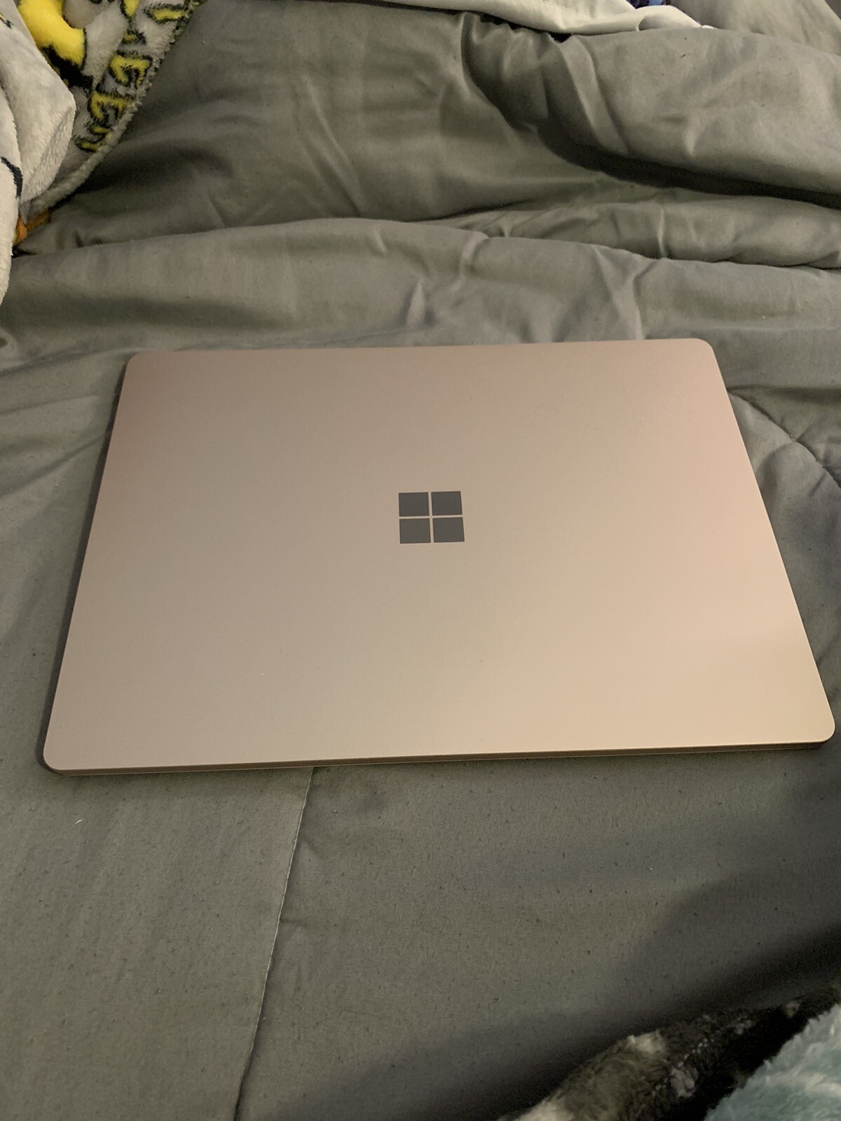 Microsoft 12.4 inch (128GB, Intel Core i5 10th Gen., 1GHz, 8GB) Notebook/Laptop