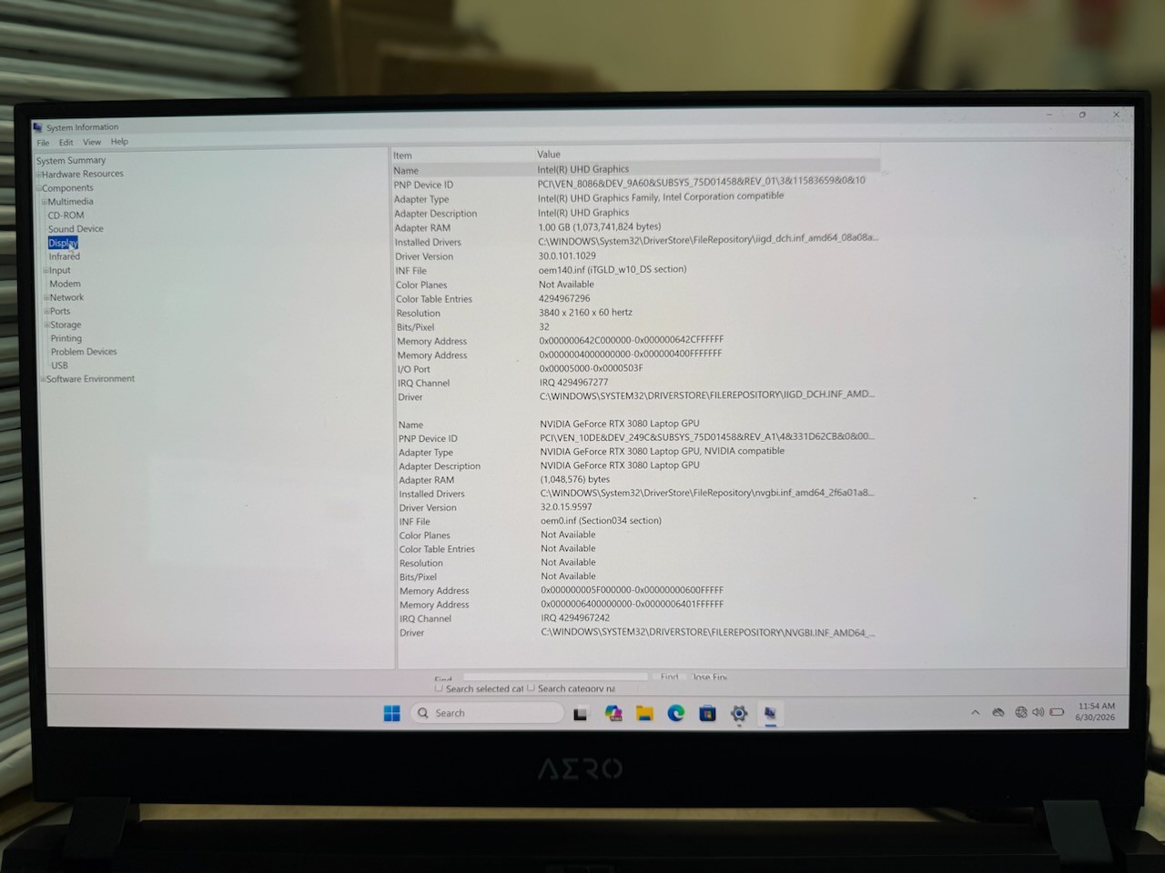 GIGABYTE AERO 15 OLED (1TB SSD, Intel Core i7-11800H, 2.3GHz, 16GB RAM, 3080) 
