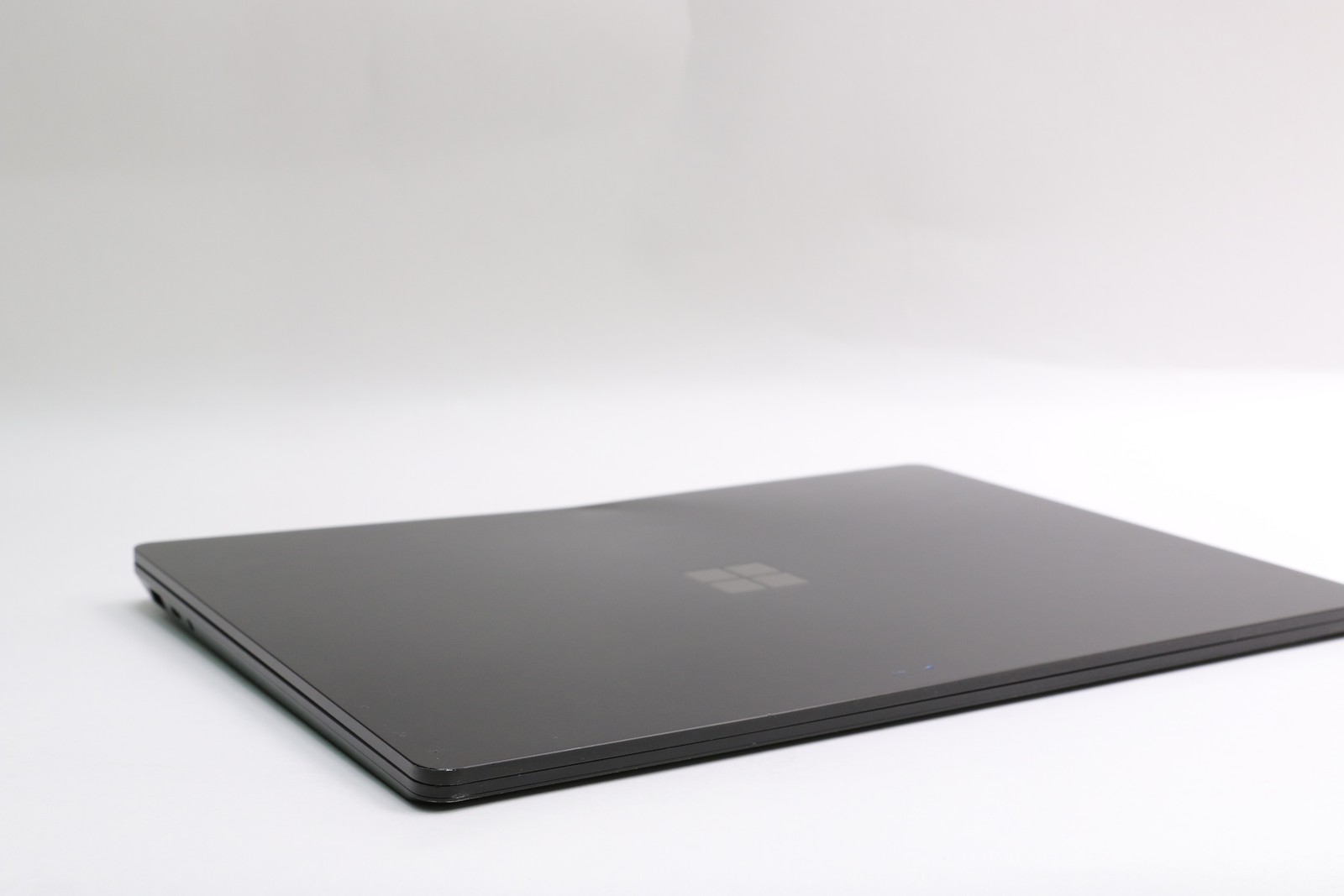 READ! 13.5″ Microsoft Surface Laptop 3, i7-1065G7, 16GB, 1TB, Touch